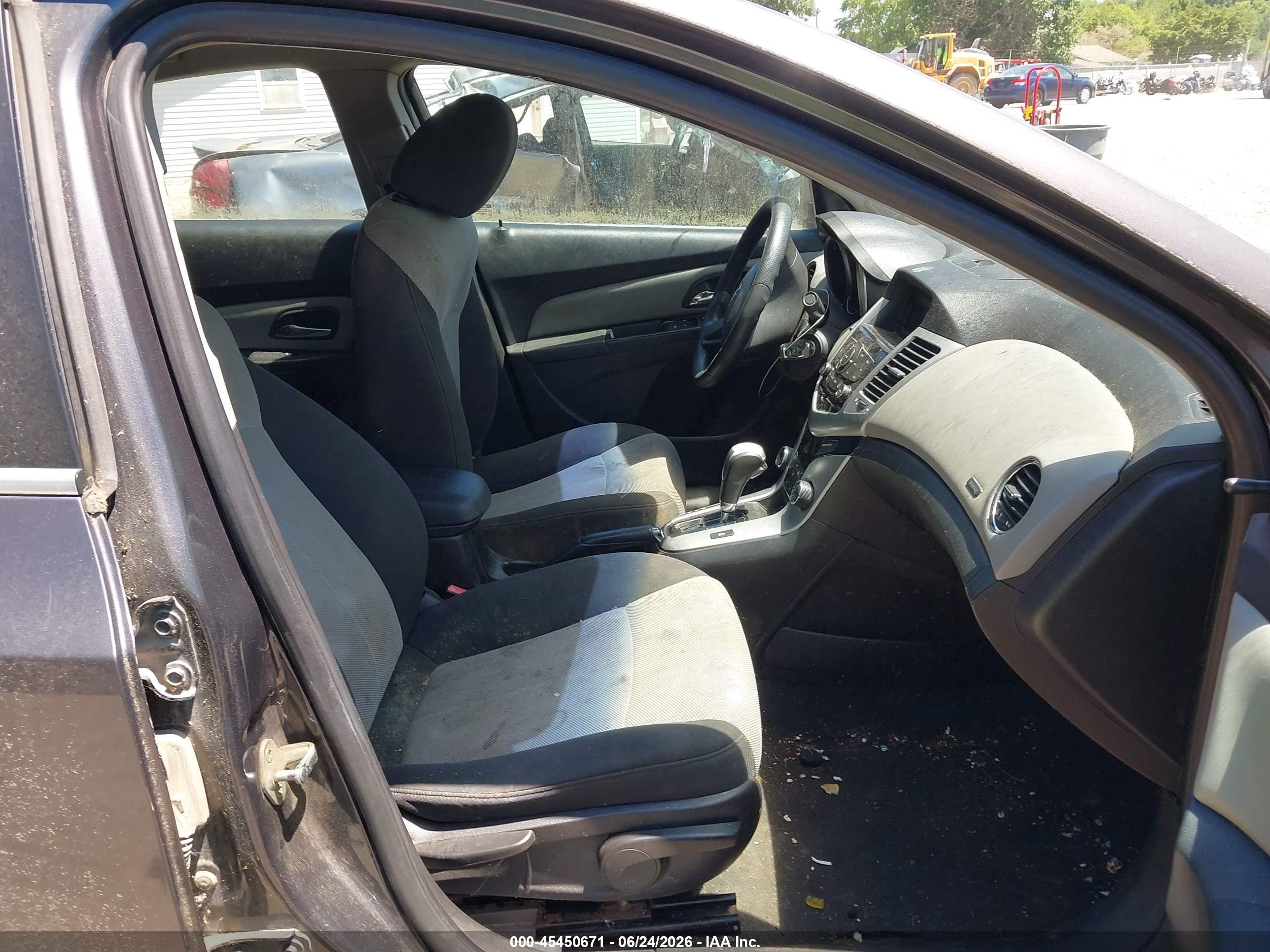 2011 Chevrolet Cruze Ls Gray vin: 1G1PC5SH5B7113726