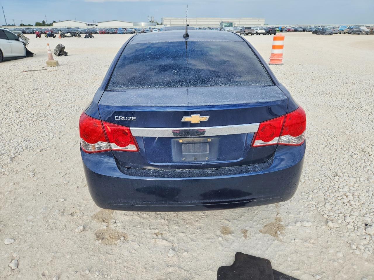 2011 Chevrolet Cruze Ls Blue vin: 1G1PC5SH5B7168354