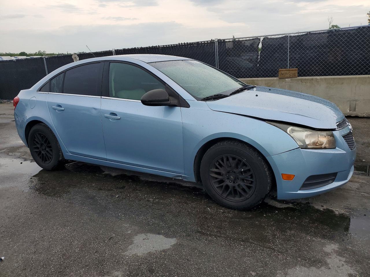 2011 Chevrolet Cruze Ls Blue vin: 1G1PC5SH5B7239942