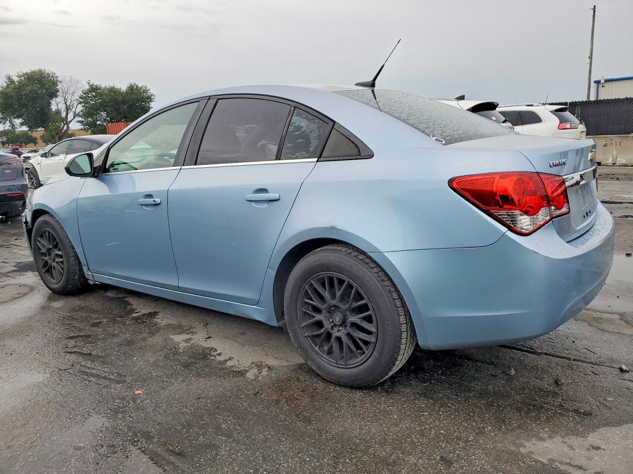 2011 Chevrolet Cruze Ls Blue vin: 1G1PC5SH5B7239942