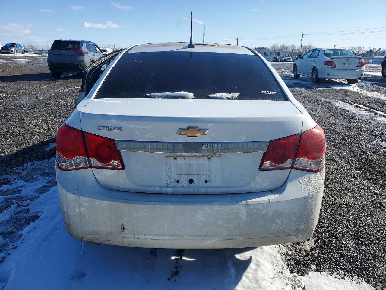 2012 Chevrolet Cruze Ls Белый vin: 1G1PC5SH5C7159283