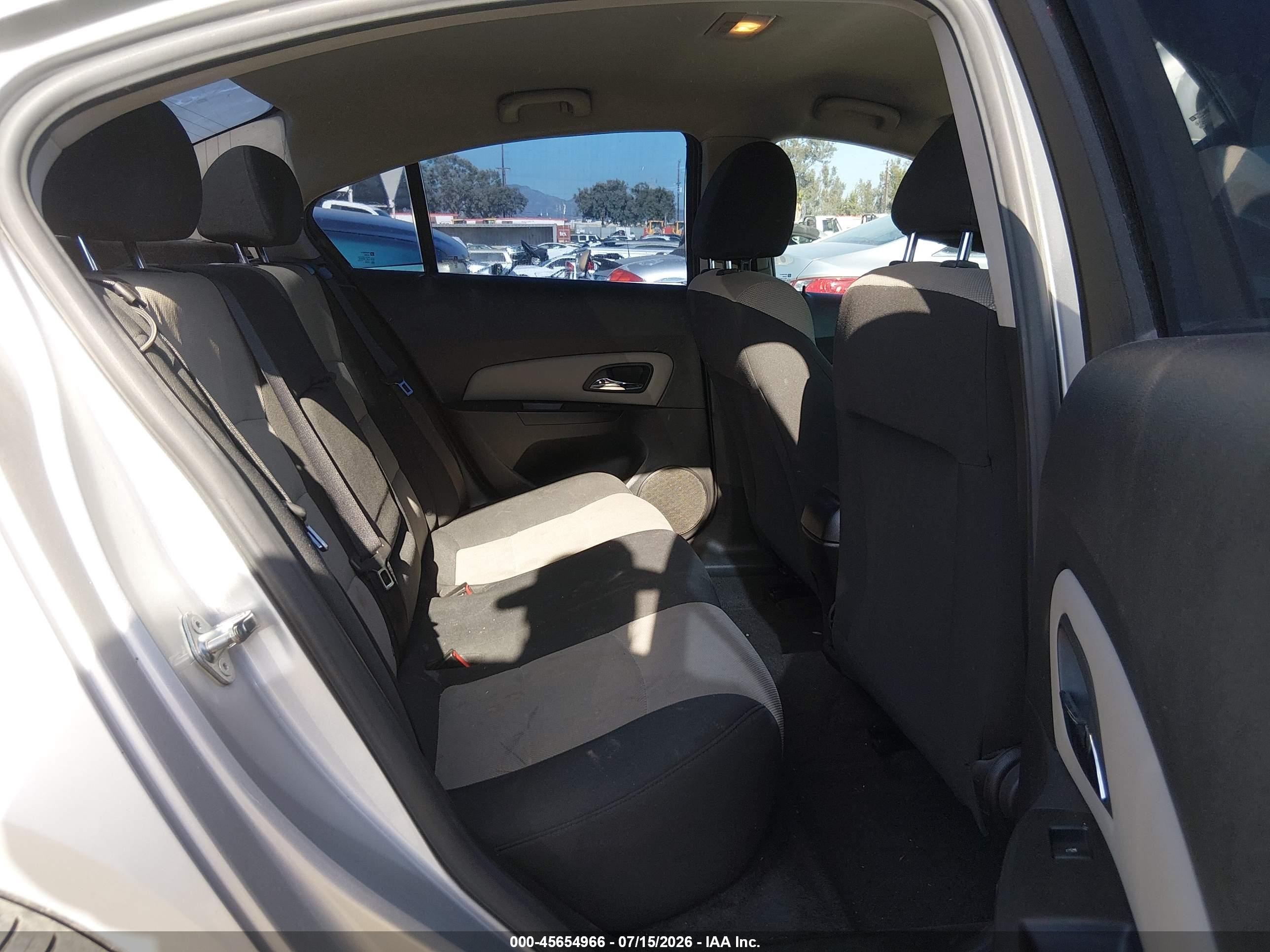 2012 Chevrolet Cruze Ls Silver vin: 1G1PC5SH5C7224049