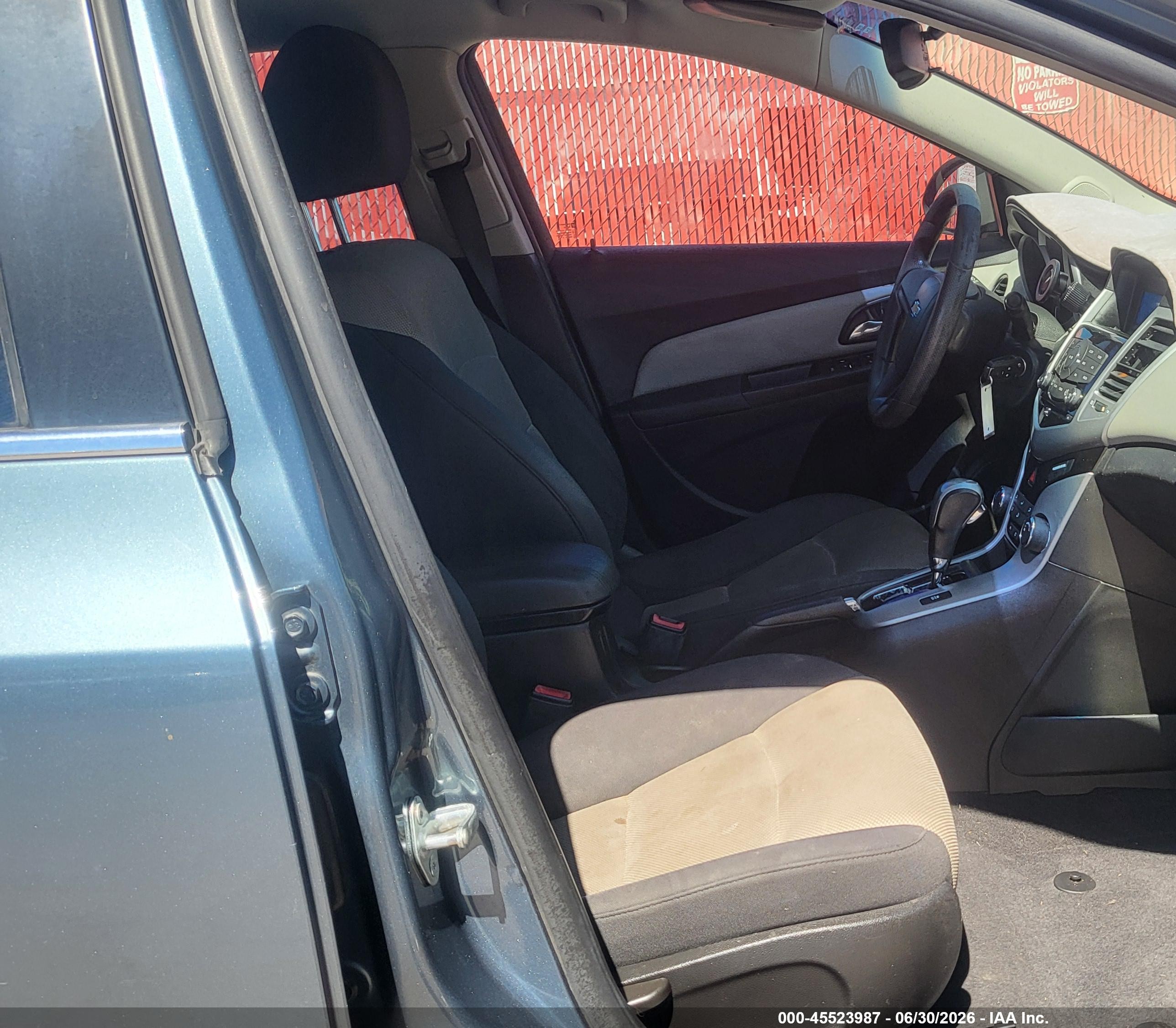 2012 Chevrolet Cruze Ls Синий vin: 1G1PC5SH5C7263286