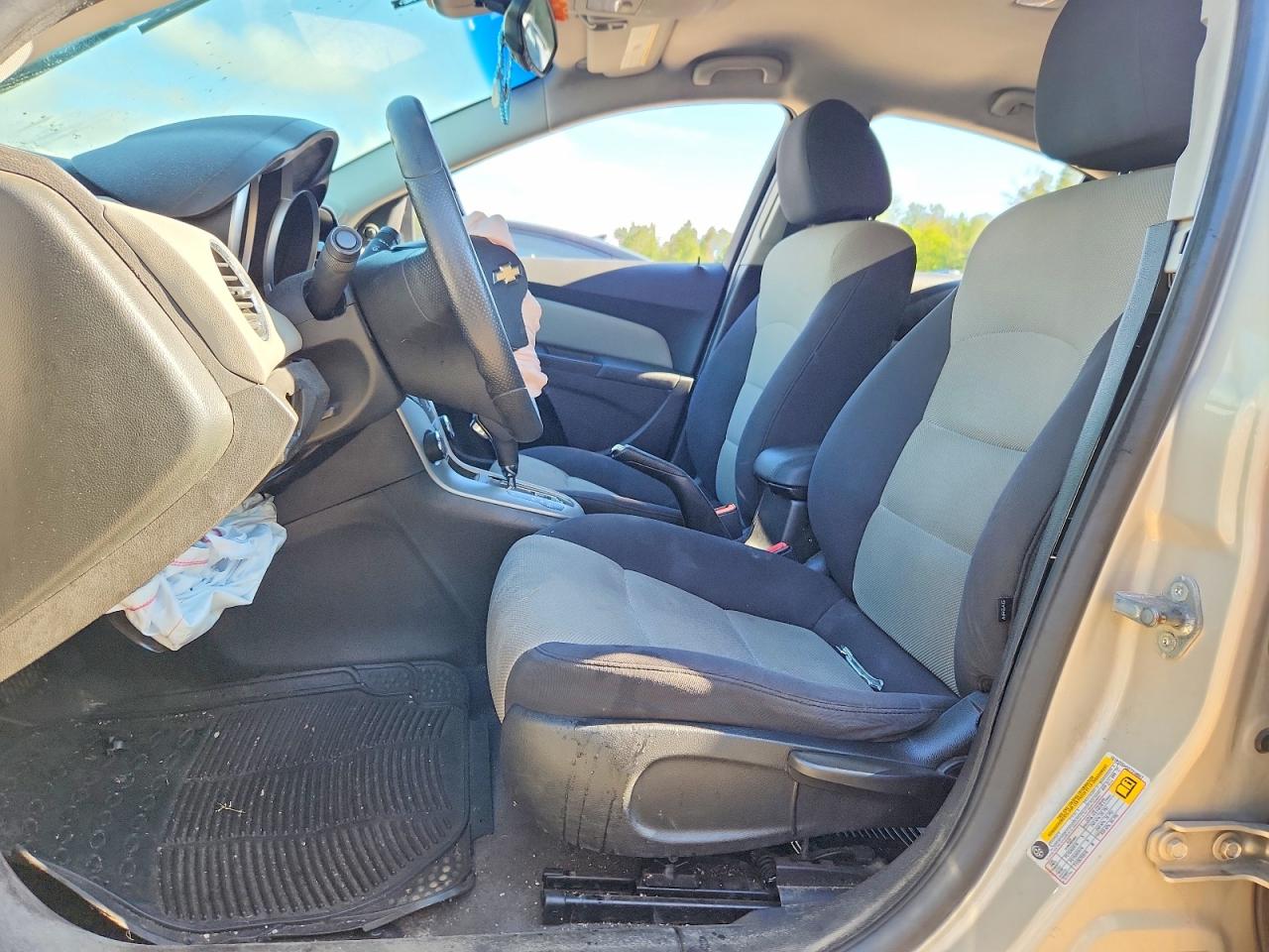 2012 Chevrolet Cruze Ls Tan vin: 1G1PC5SH5C7318867