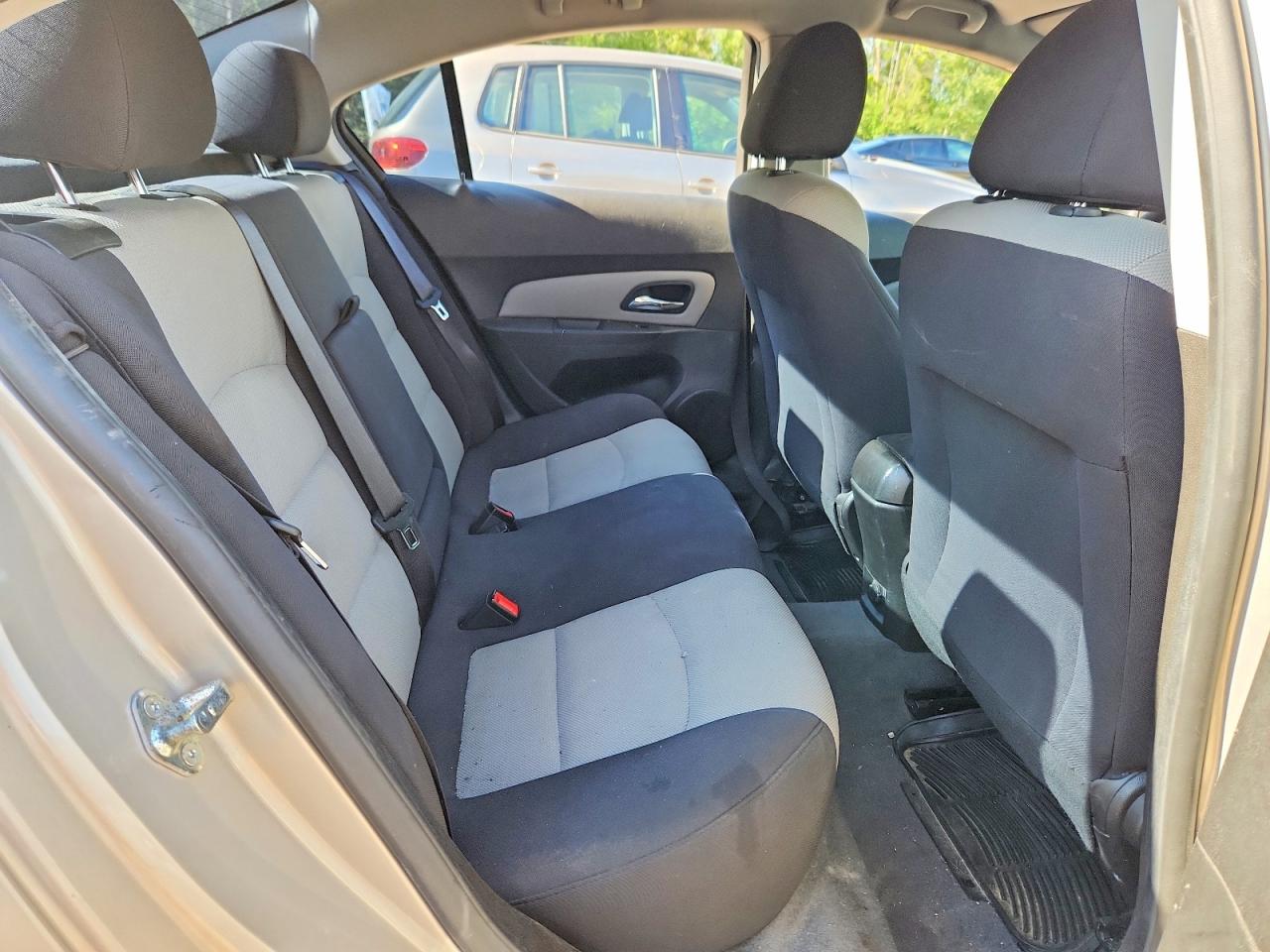 2012 Chevrolet Cruze Ls Tan vin: 1G1PC5SH5C7318867
