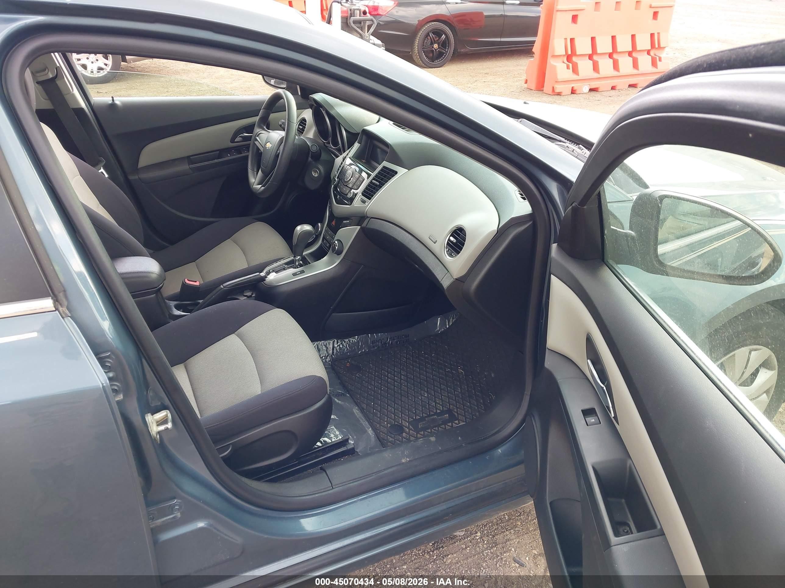 2012 Chevrolet Cruze Ls Light Blue vin: 1G1PC5SH5C7371732
