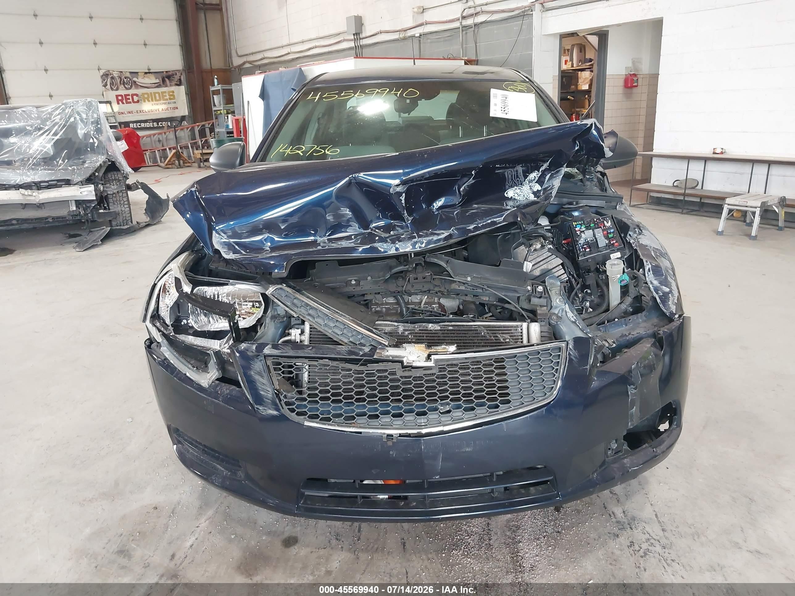 2011 Chevrolet Cruze Ls Blue vin: 1G1PC5SH6B7117820