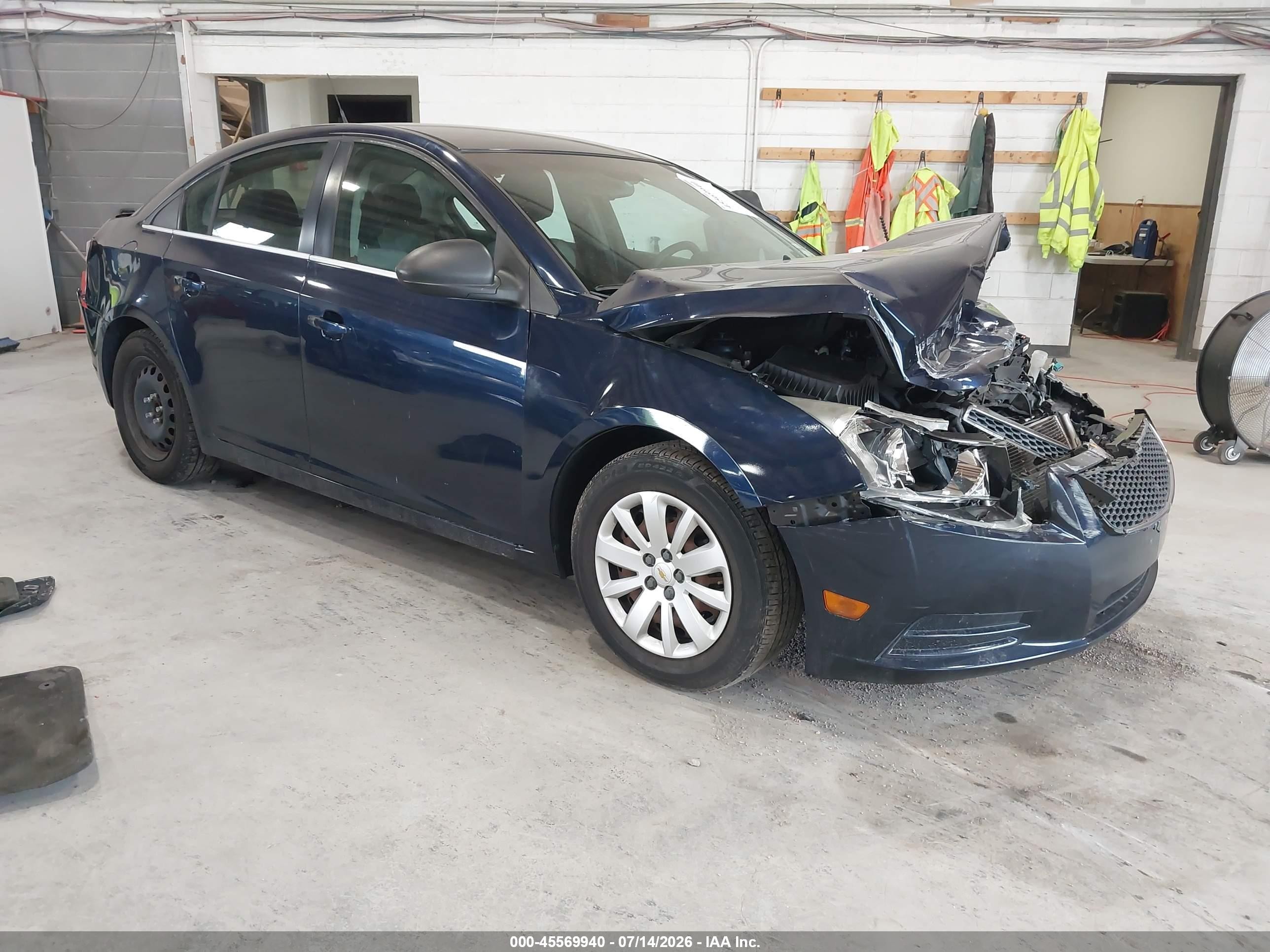 2011 Chevrolet Cruze Ls Blue vin: 1G1PC5SH6B7117820