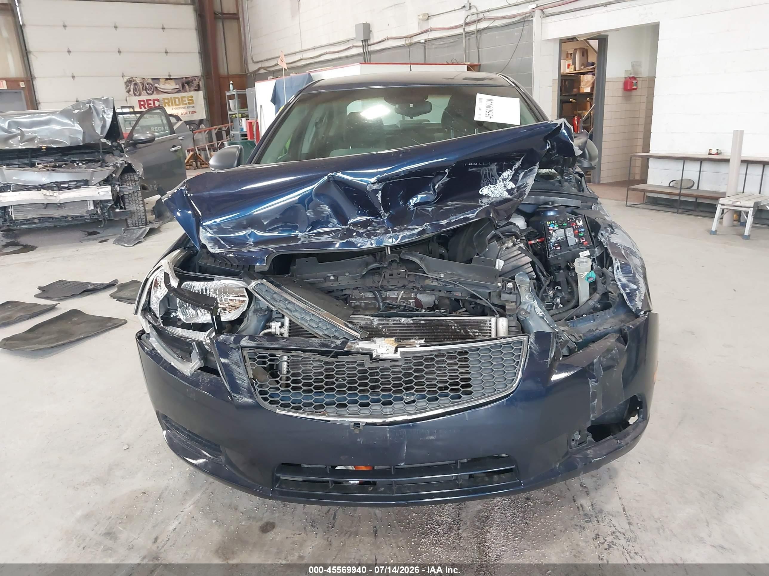 2011 Chevrolet Cruze Ls Blue vin: 1G1PC5SH6B7117820