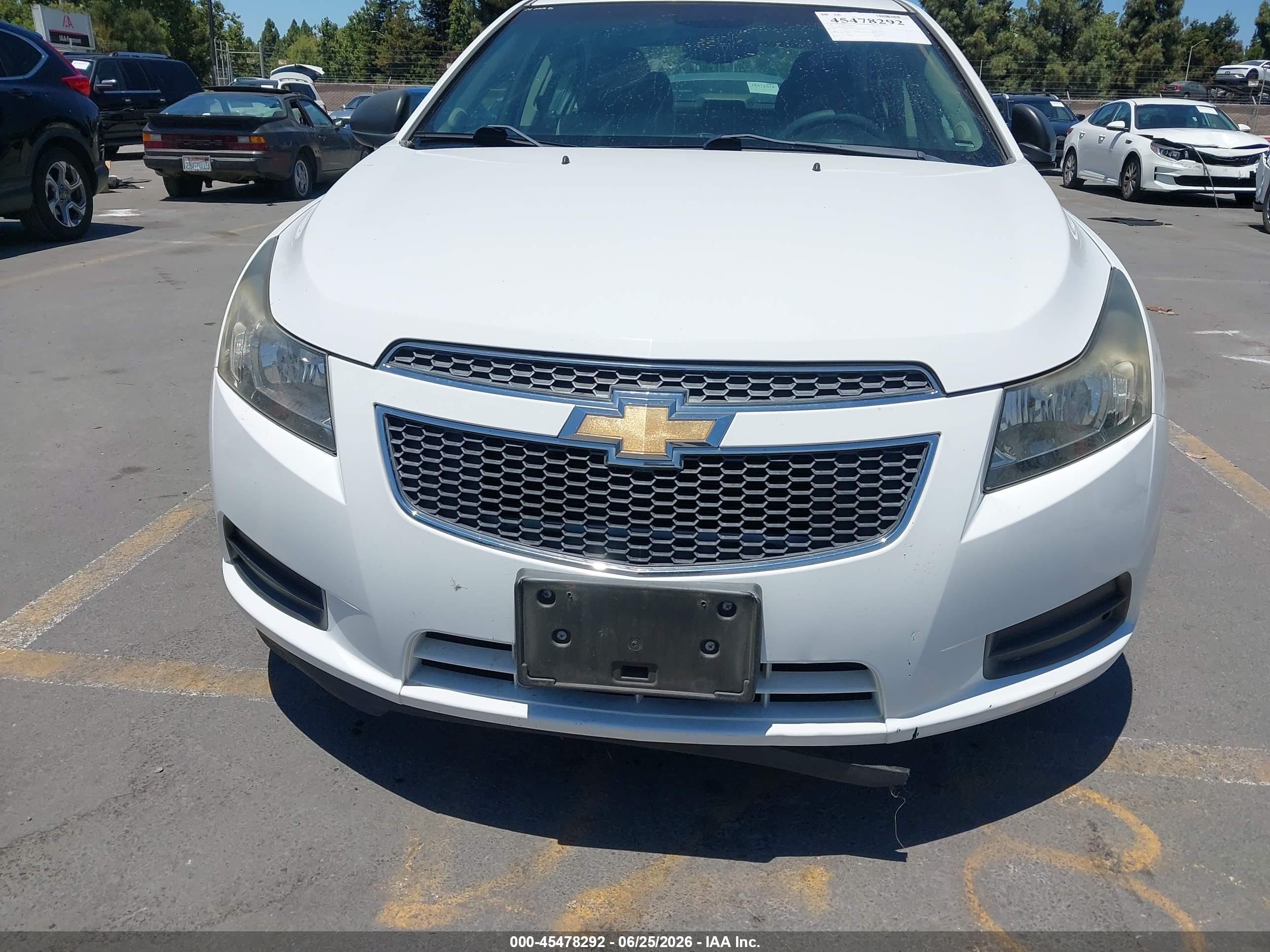 2011 Chevrolet Cruze Ls White vin: 1G1PC5SH6B7121835