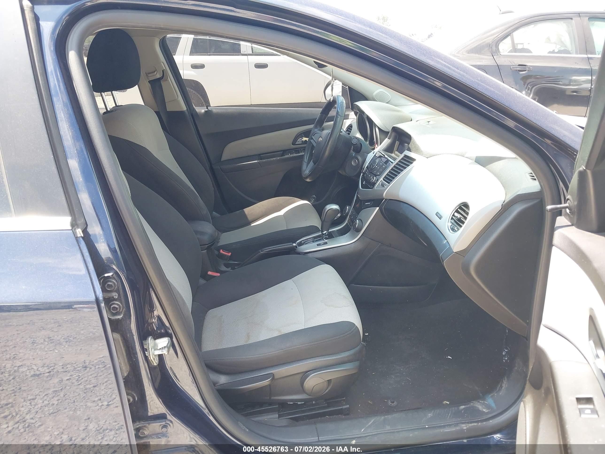 2011 Chevrolet Cruze Ls Blue vin: 1G1PC5SH6B7131412