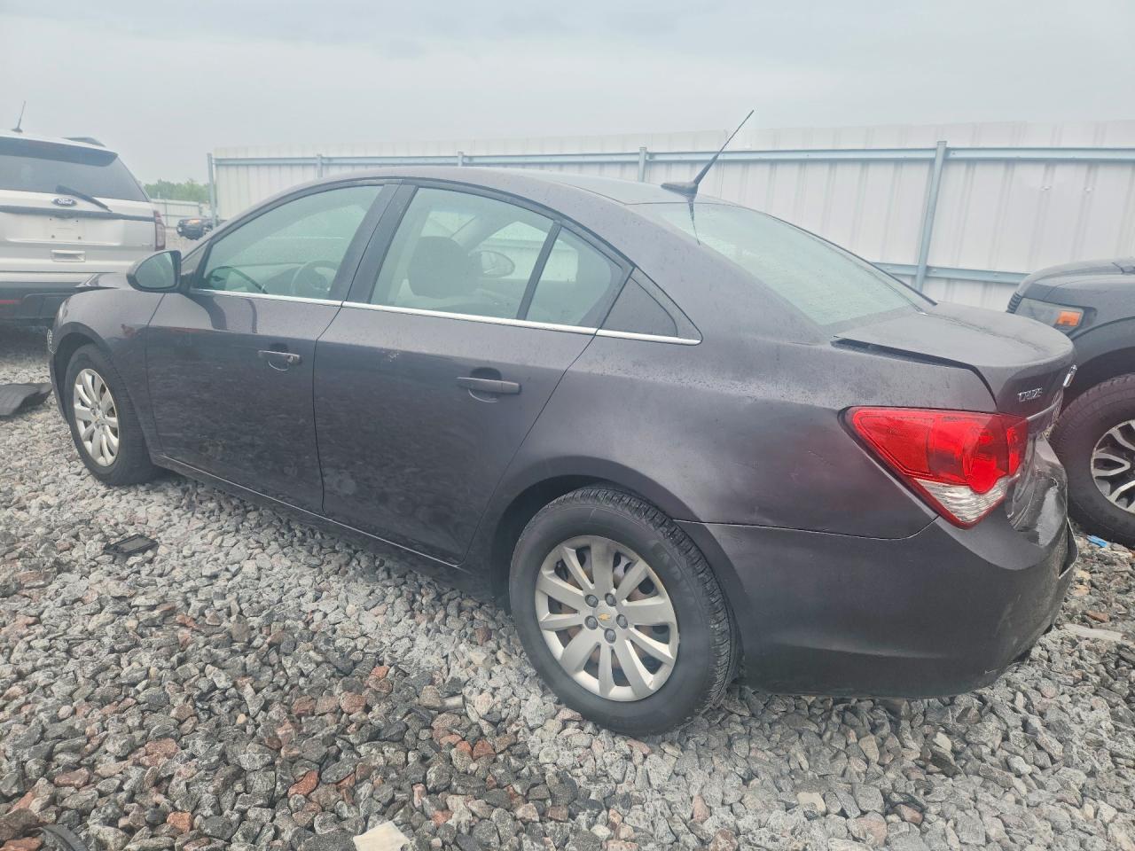 2011 Chevrolet Cruze Ls Gray vin: 1G1PC5SH6B7169951