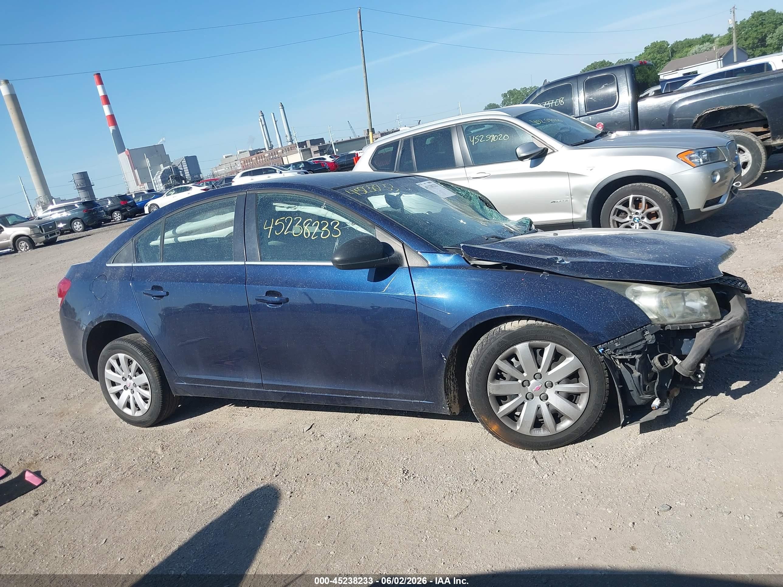 2011 Chevrolet Cruze Ls Blue vin: 1G1PC5SH6B7174390