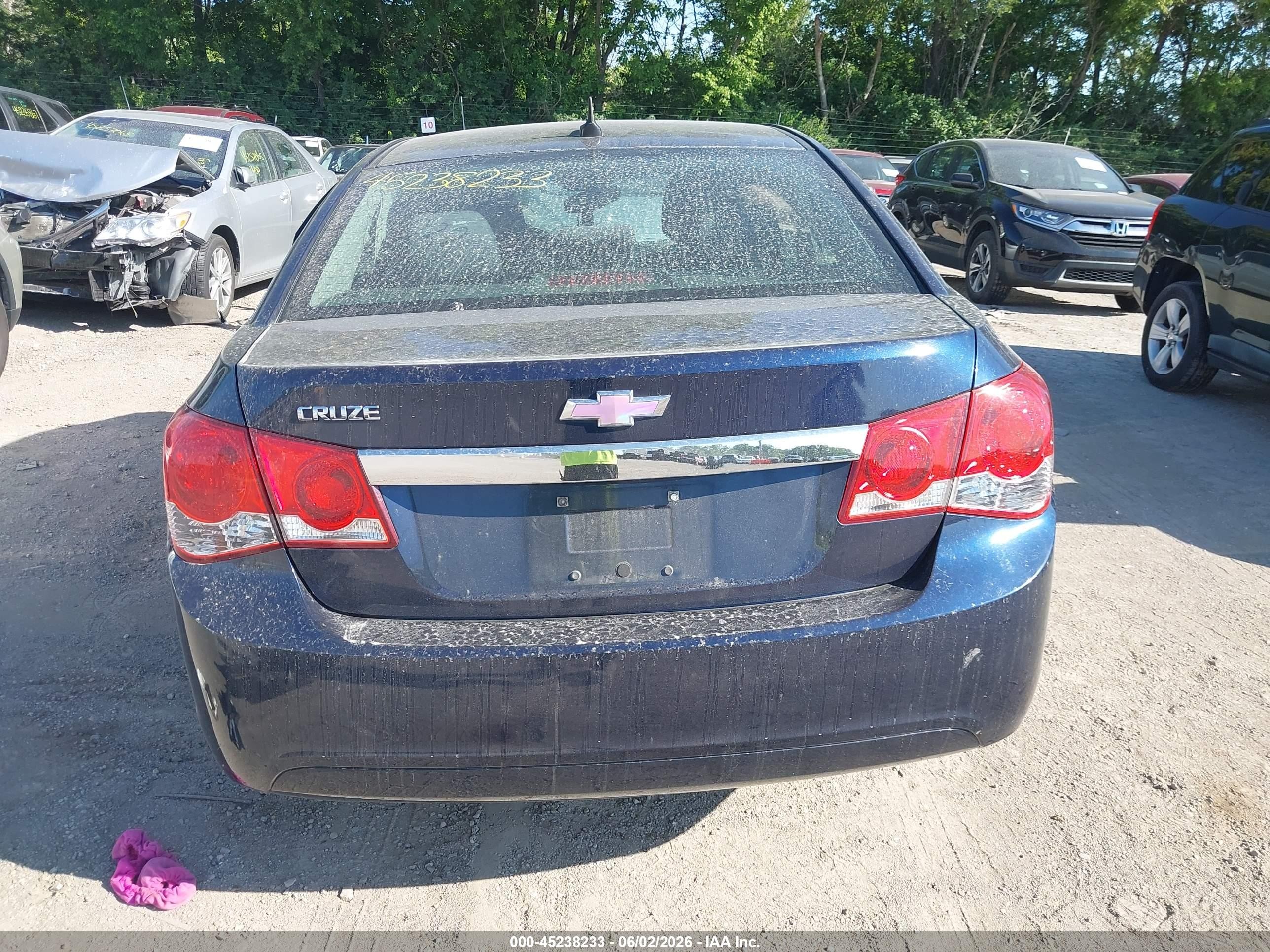 2011 Chevrolet Cruze Ls Blue vin: 1G1PC5SH6B7174390