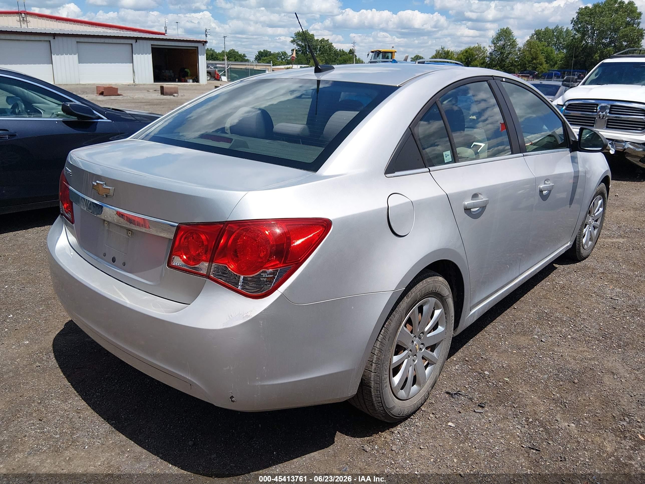 2011 Chevrolet Cruze Ls Silver vin: 1G1PC5SH6B7243286