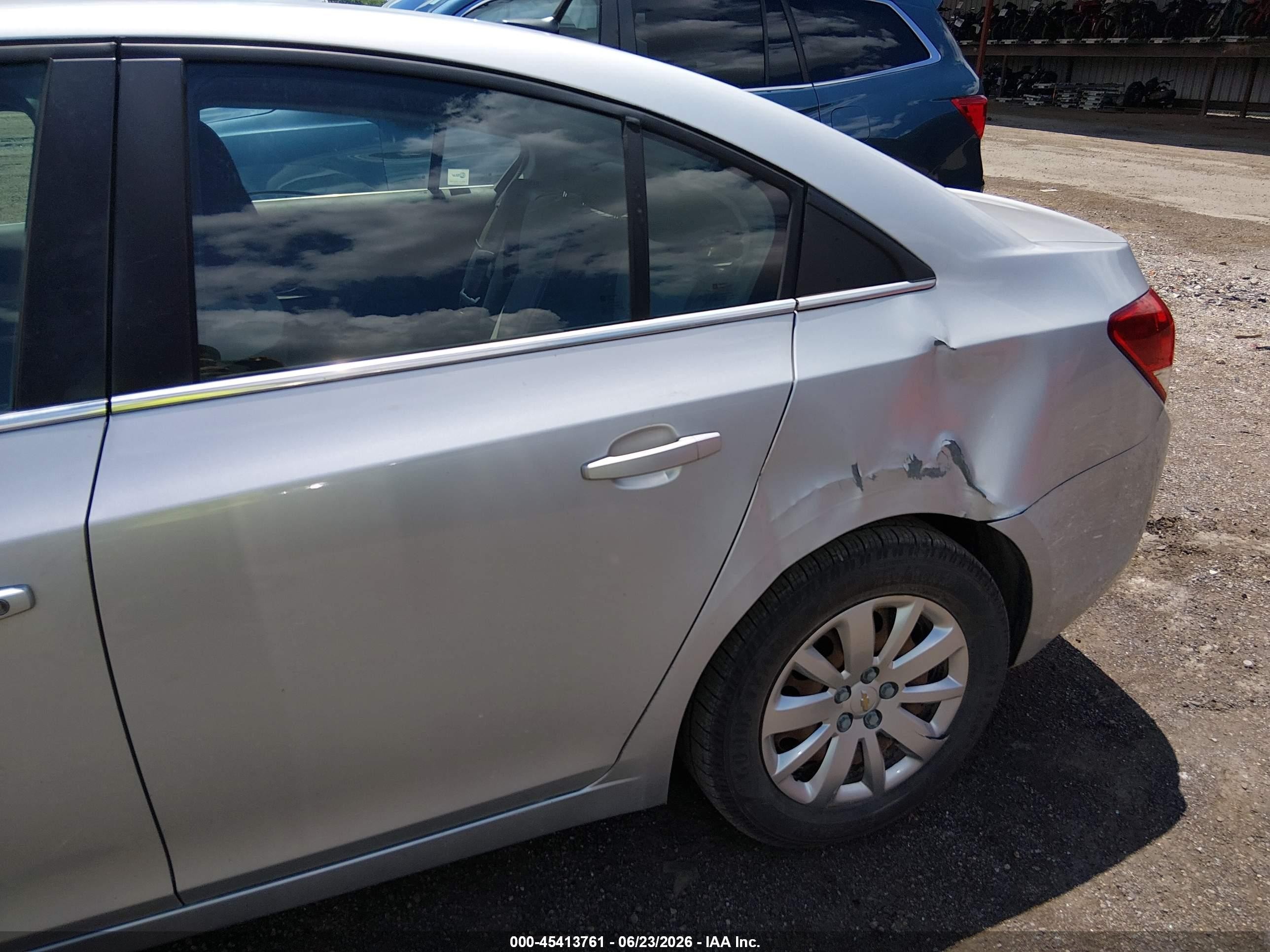 2011 Chevrolet Cruze Ls Silver vin: 1G1PC5SH6B7243286
