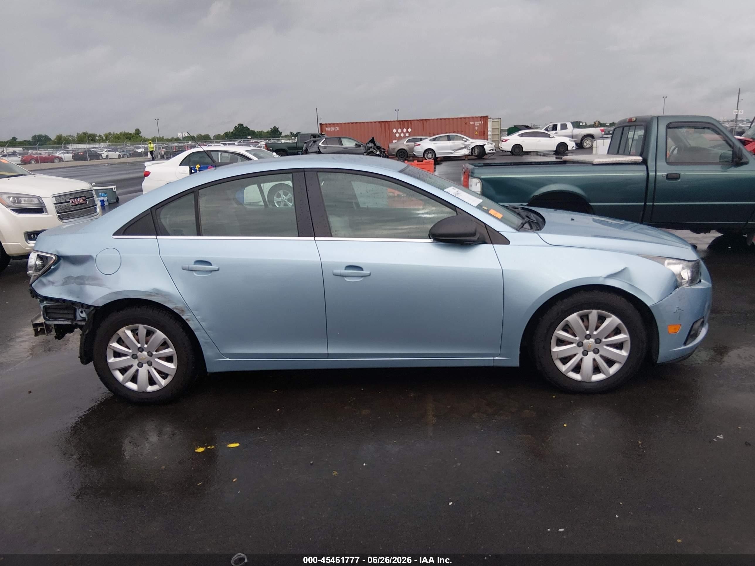2011 Chevrolet Cruze Ls Blue vin: 1G1PC5SH6B7268317