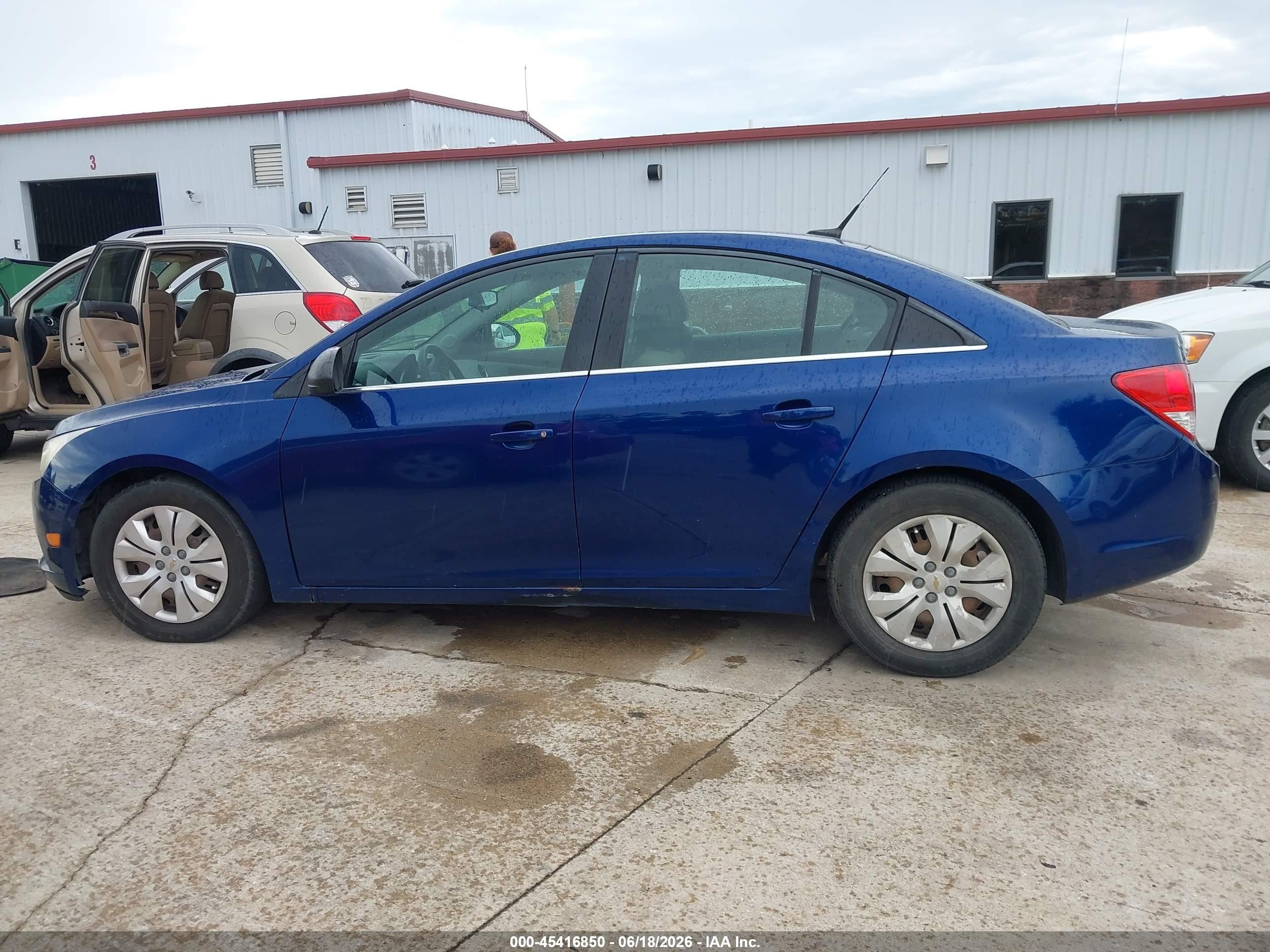 2012 Chevrolet Cruze Ls Синий vin: 1G1PC5SH6C7206238