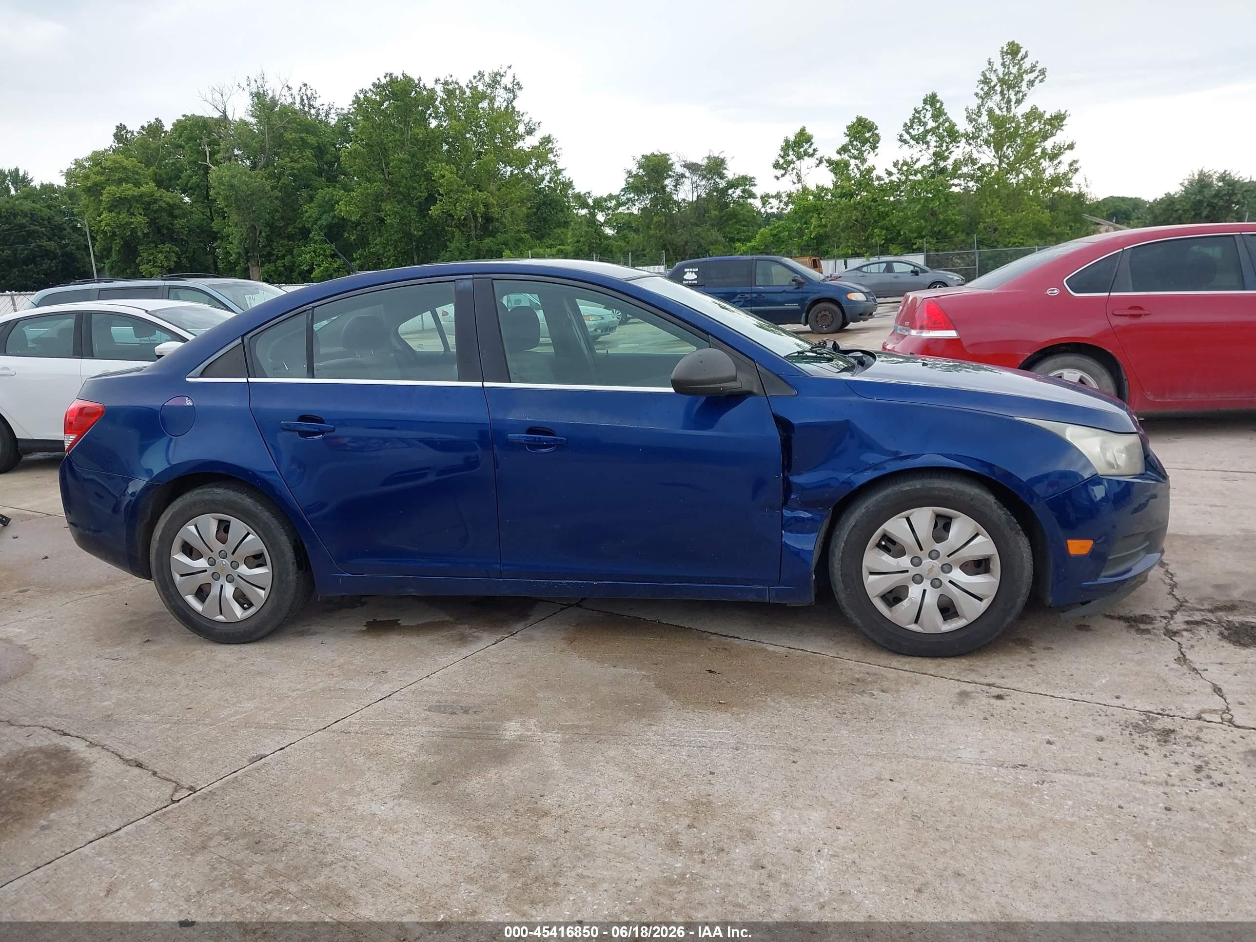 2012 Chevrolet Cruze Ls Синий vin: 1G1PC5SH6C7206238