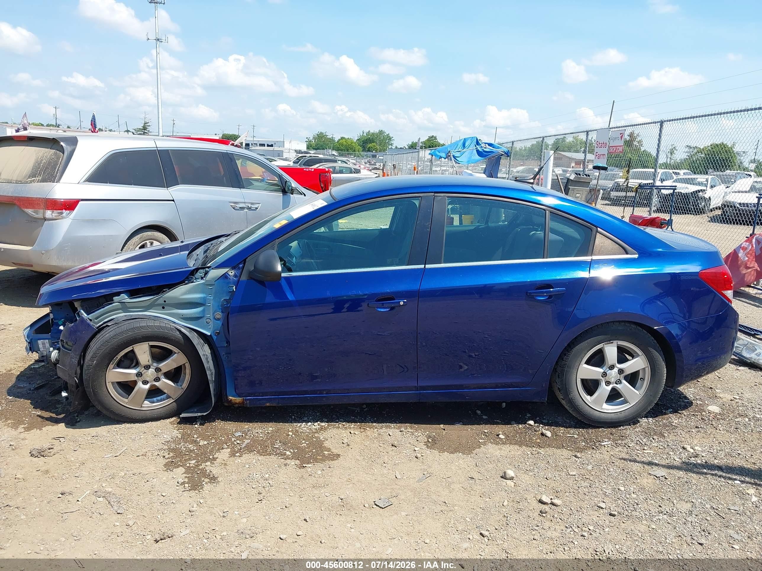2012 Chevrolet Cruze Ls Blue vin: 1G1PC5SH6C7289976