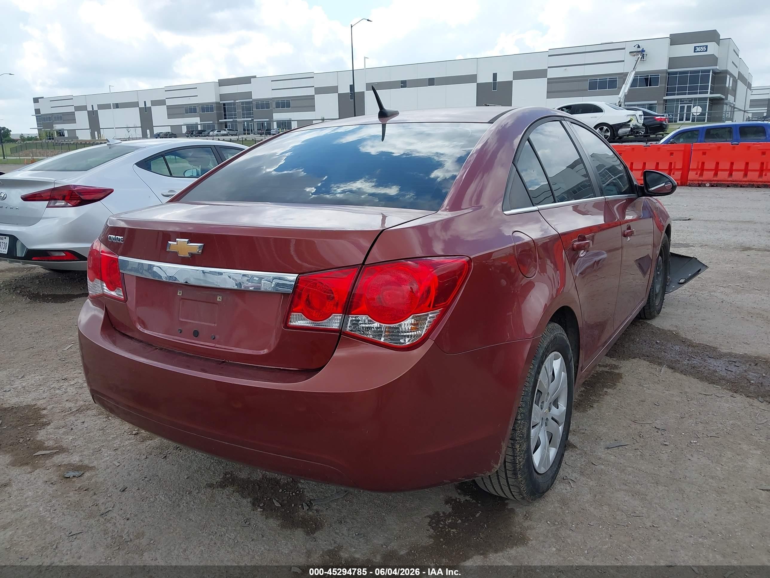 2012 Chevrolet Cruze Ls Red vin: 1G1PC5SH6C7325276