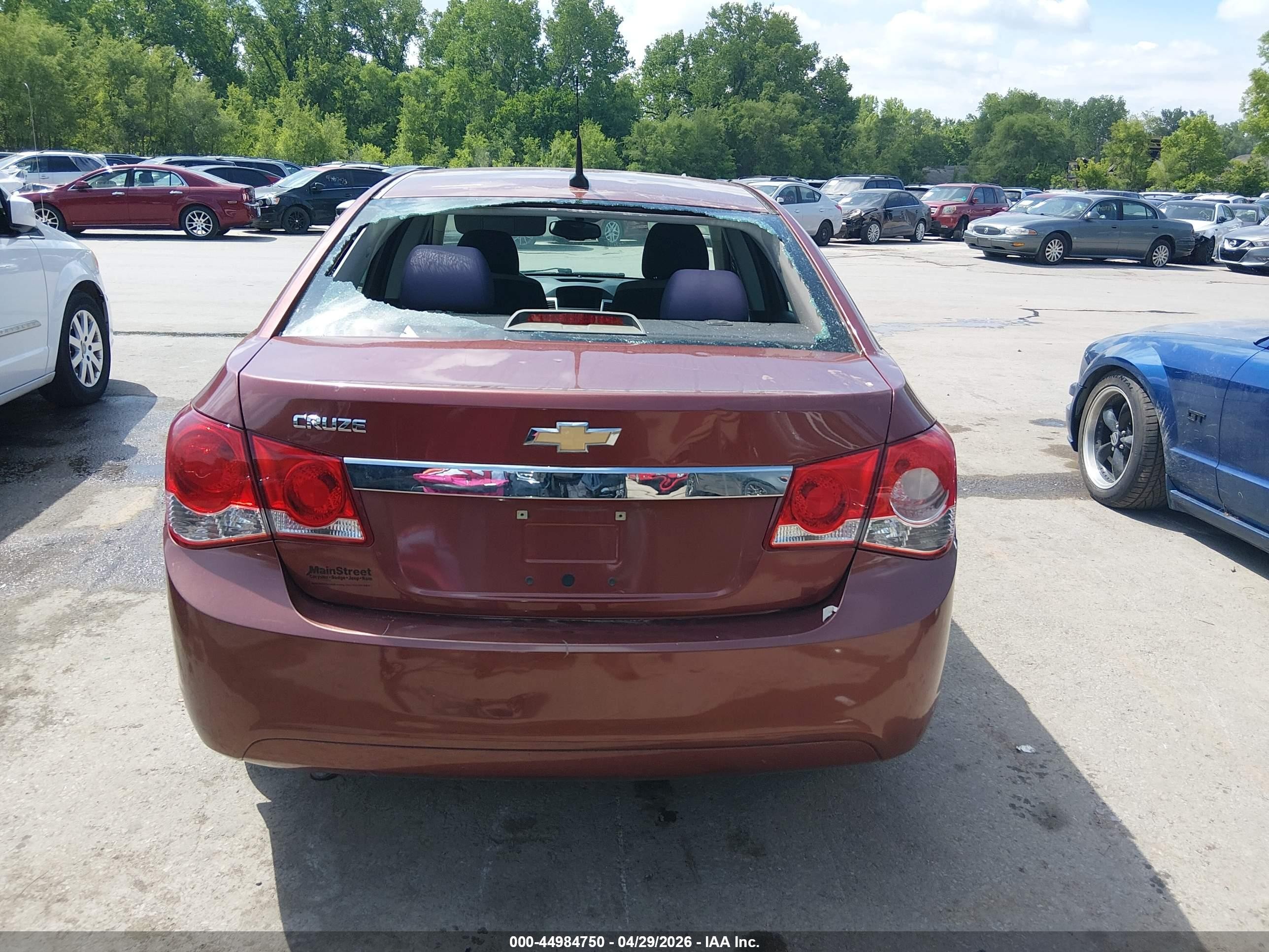 2012 Chevrolet Cruze Ls Maroon vin: 1G1PC5SH6C7348279