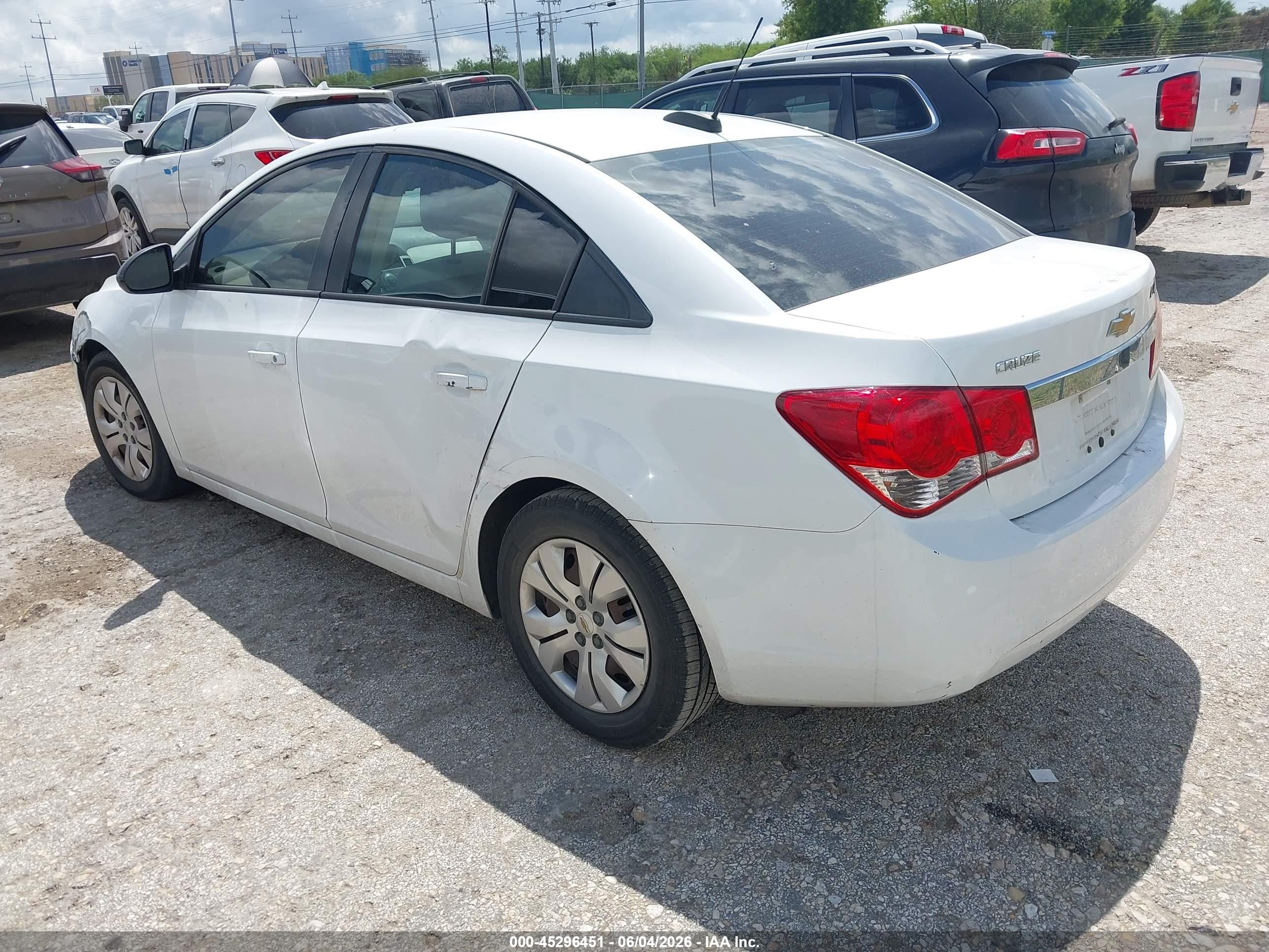 2016 Chevrolet Cruze Limited Ls Auto Белый vin: 1G1PC5SH6G7140019