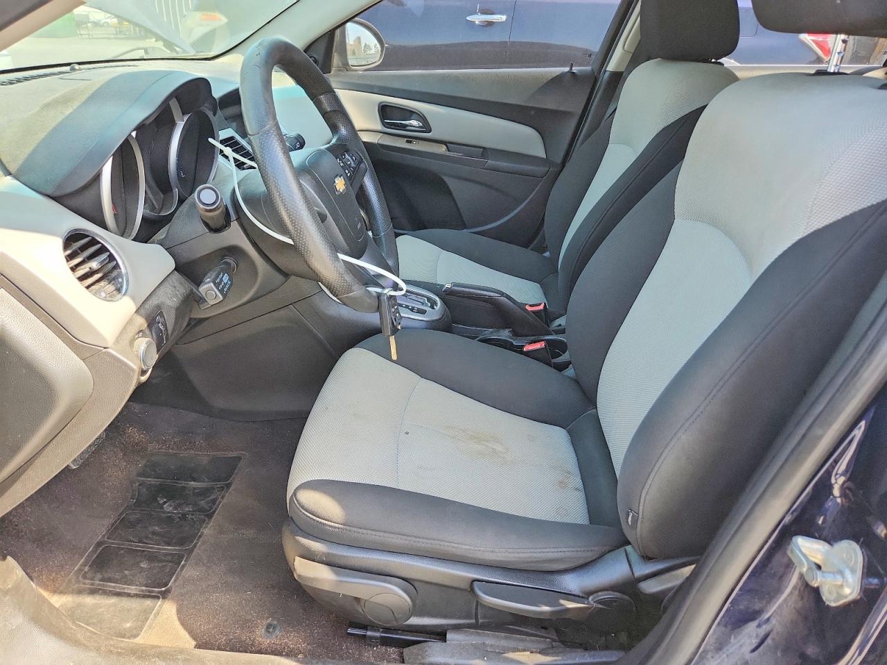 2011 Chevrolet Cruze Ls Blue vin: 1G1PC5SH7B7118376