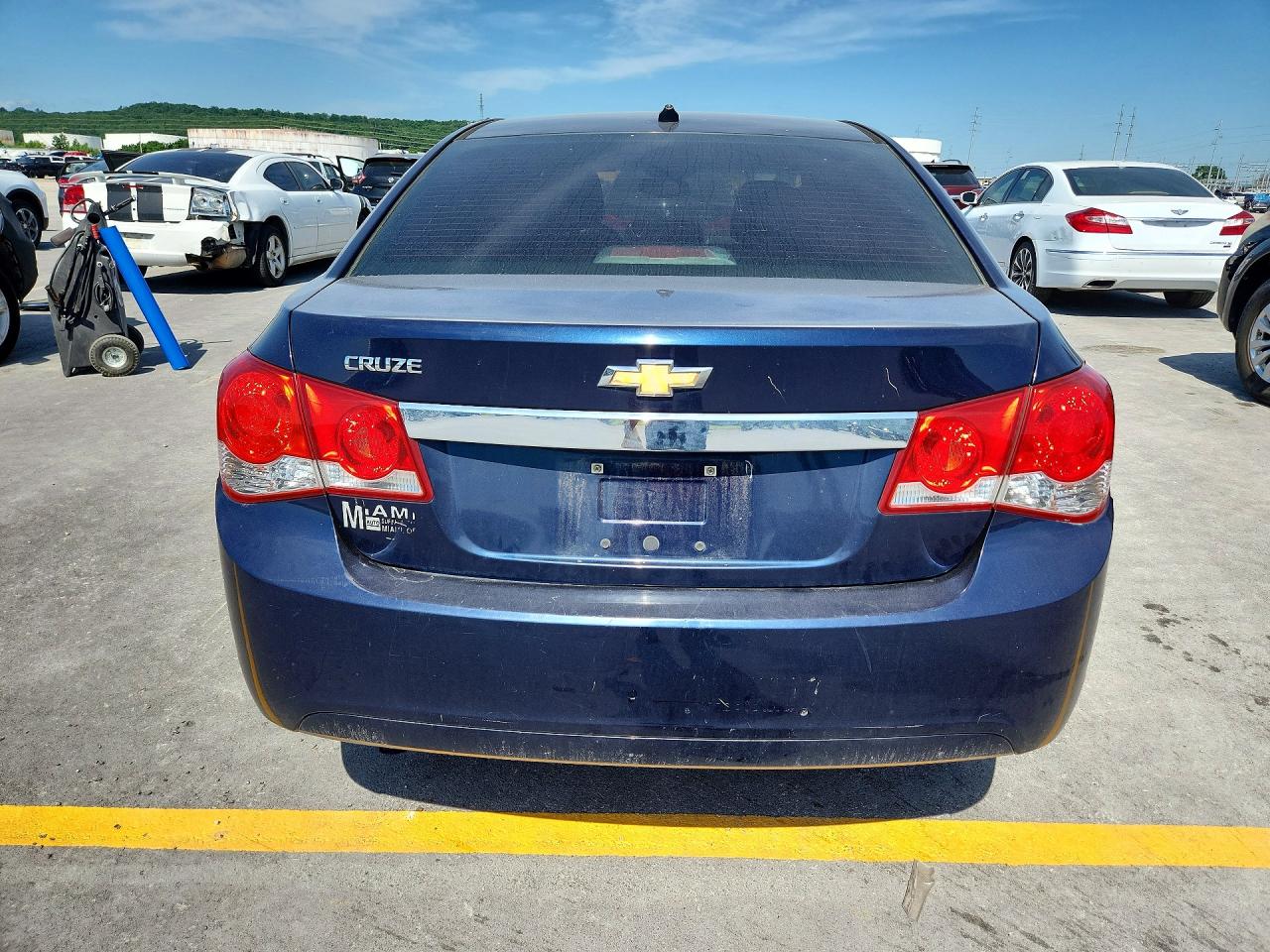 2011 Chevrolet Cruze Ls Blue vin: 1G1PC5SH7B7118376