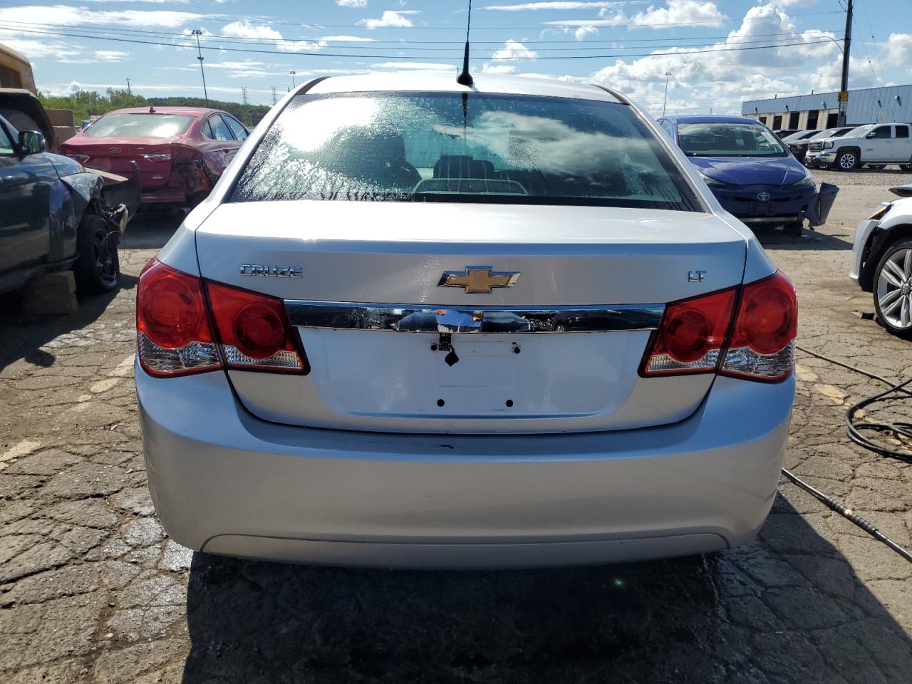 2011 Chevrolet Cruze Ls Silver vin: 1G1PC5SH7B7140538
