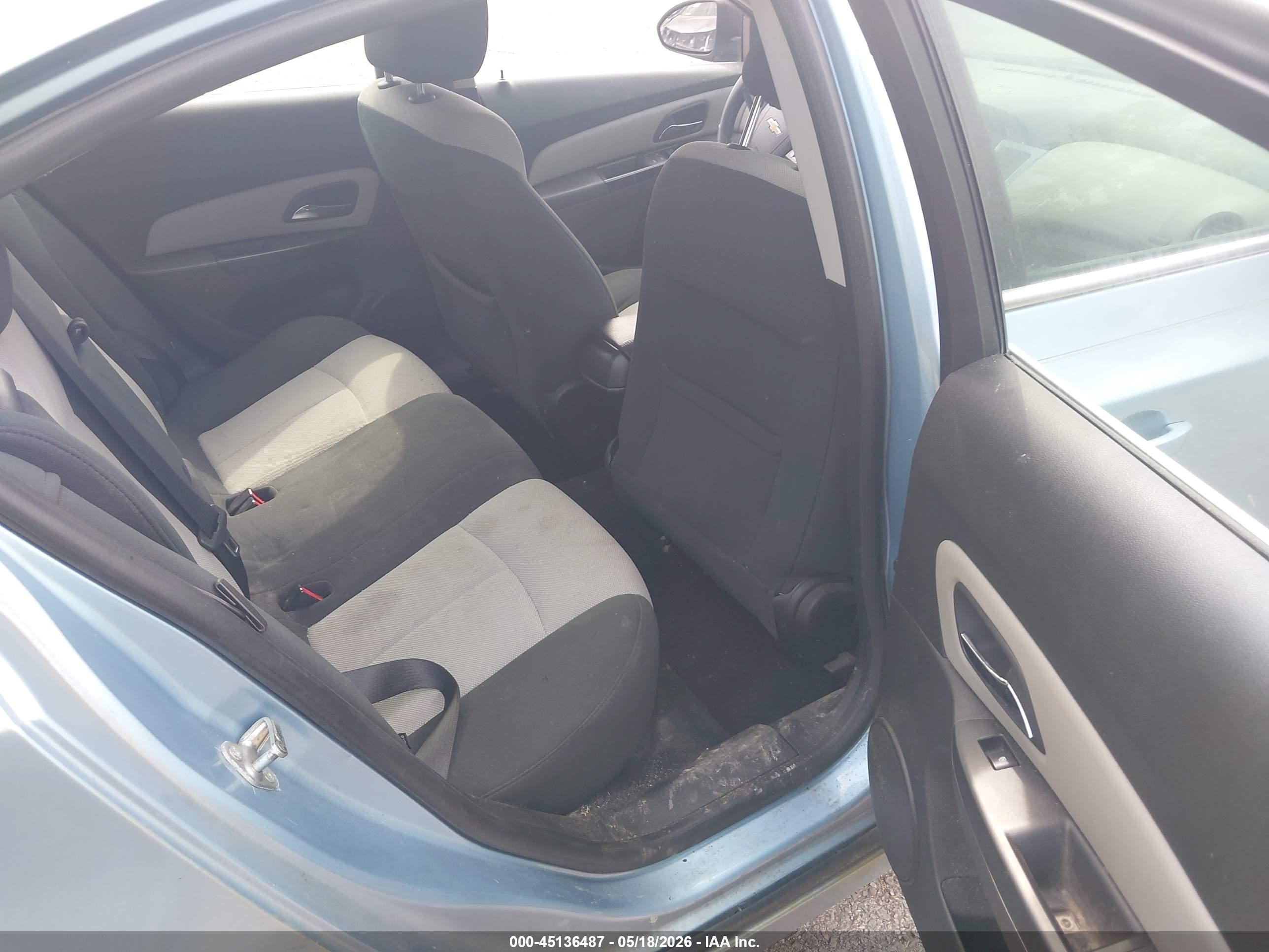2011 Chevrolet Cruze Ls Синий vin: 1G1PC5SH7B7188993