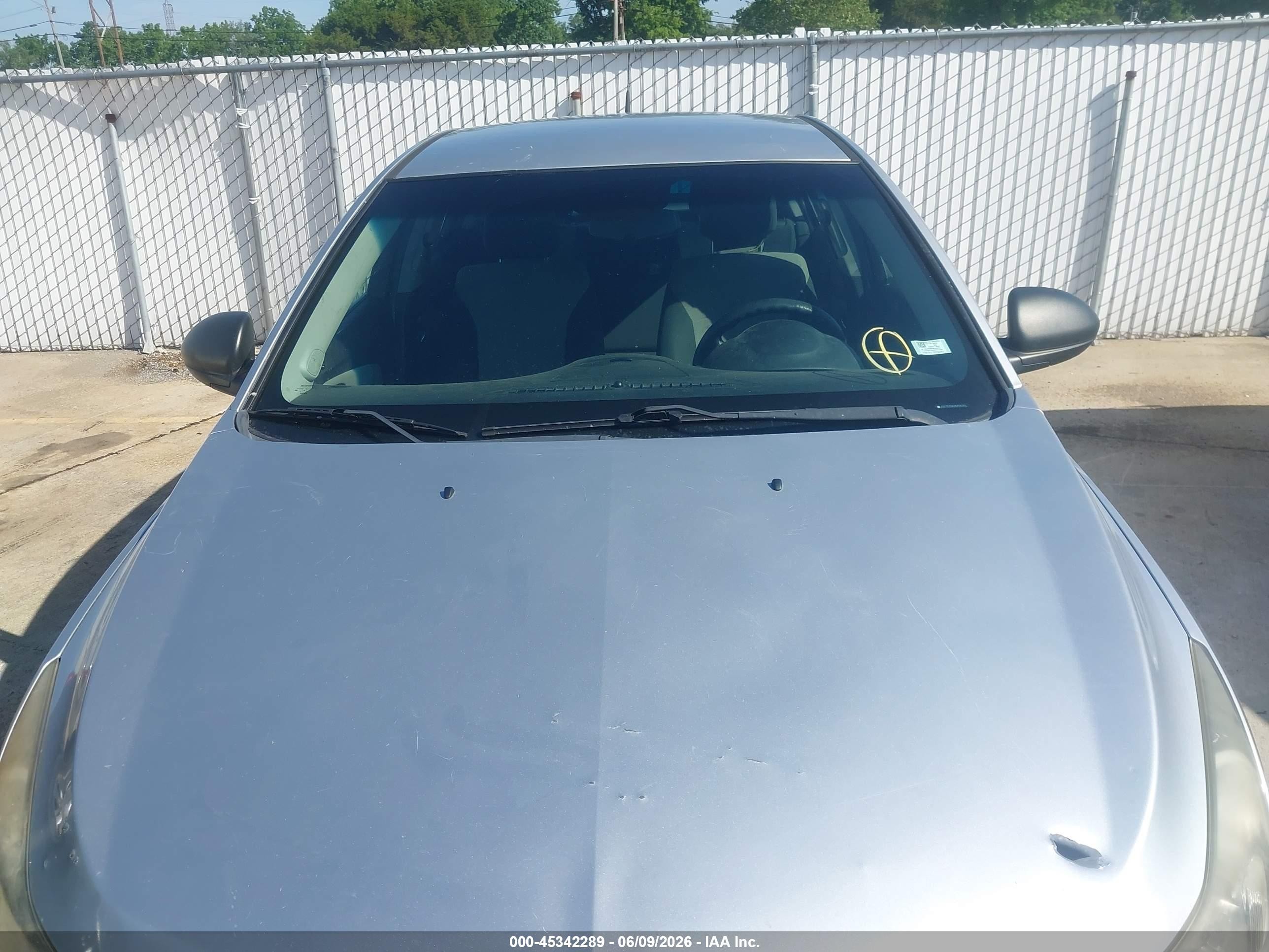 2011 Chevrolet Cruze Ls Silver vin: 1G1PC5SH7B7257777
