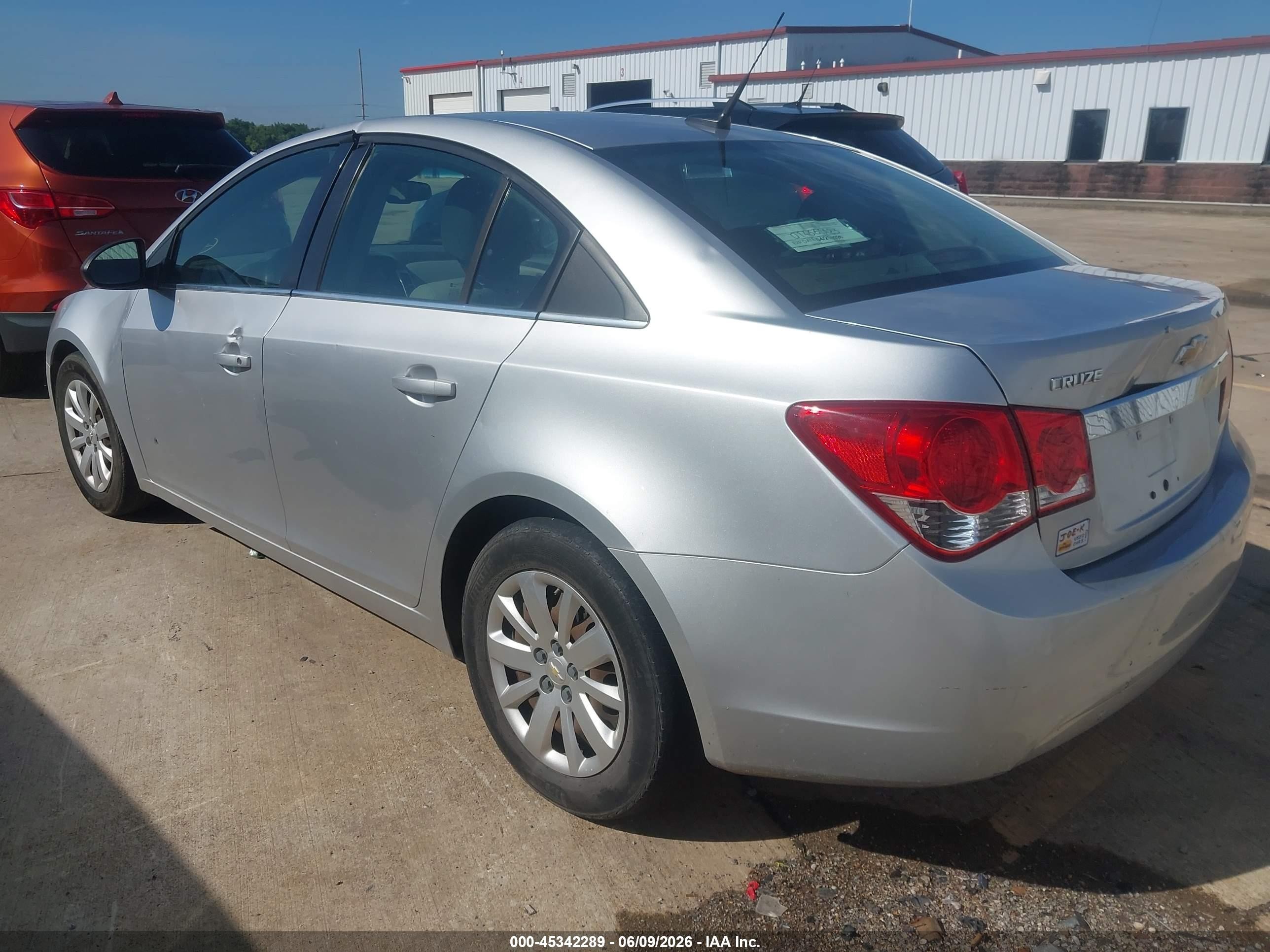 2011 Chevrolet Cruze Ls Silver vin: 1G1PC5SH7B7257777