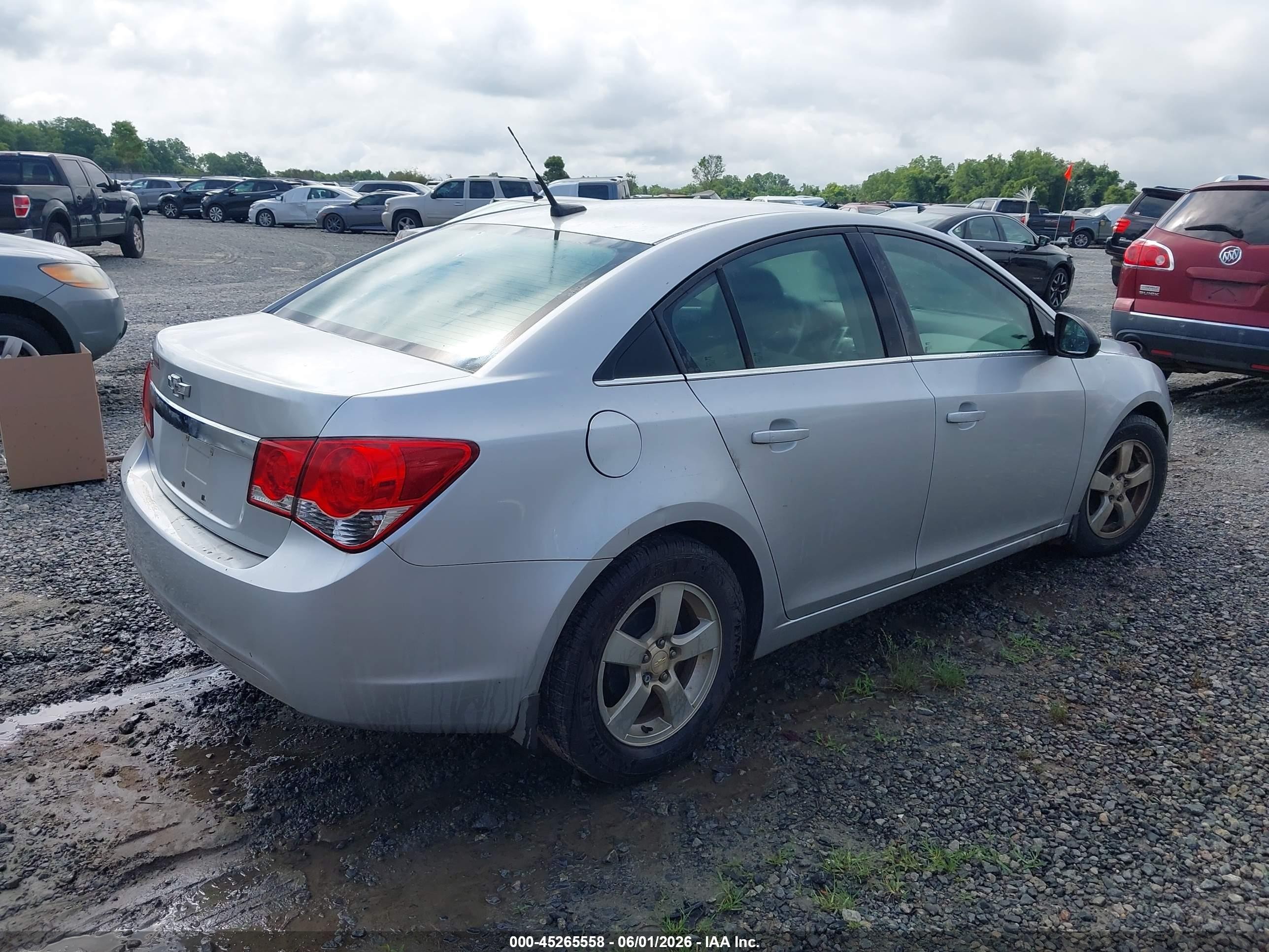 2011 Chevrolet Cruze Ls Серебряный vin: 1G1PC5SH7B7300918
