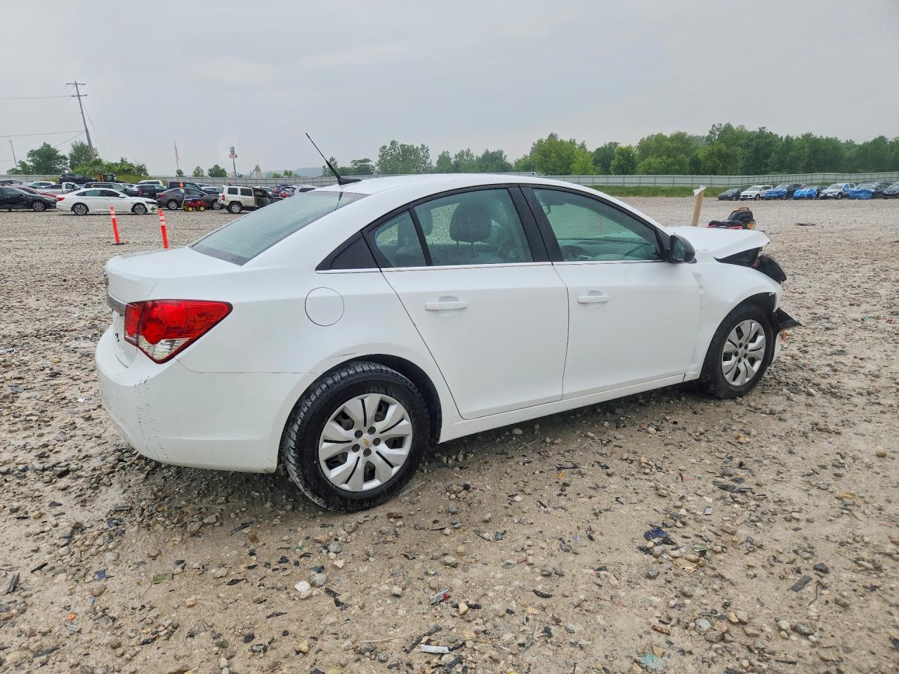 2012 Chevrolet Cruze Ls White vin: 1G1PC5SH7C7159883