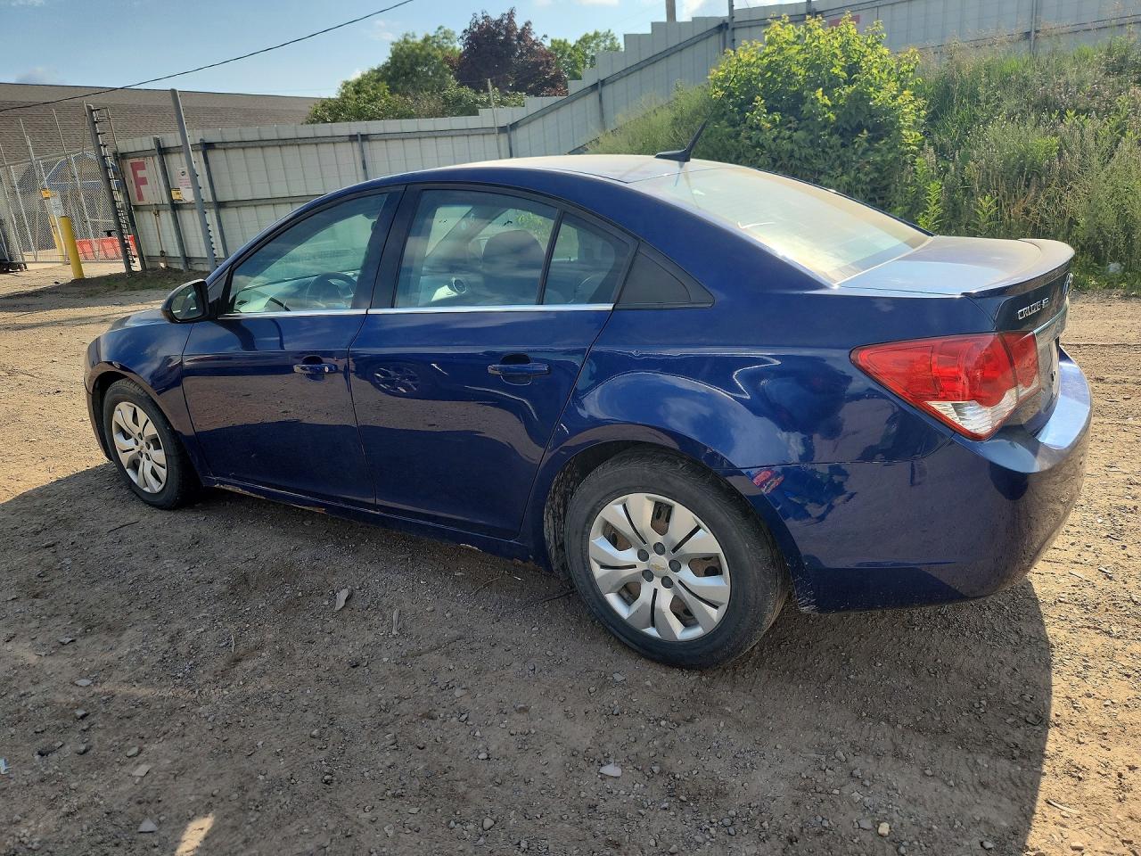2012 Chevrolet Cruze Ls Blue vin: 1G1PC5SH7C7225025