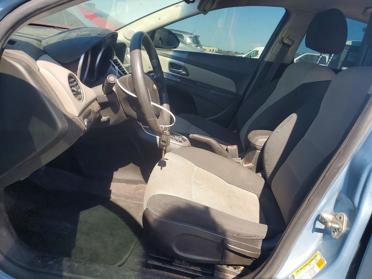 2012 Chevrolet Cruze Ls Turquoise vin: 1G1PC5SH7C7236249