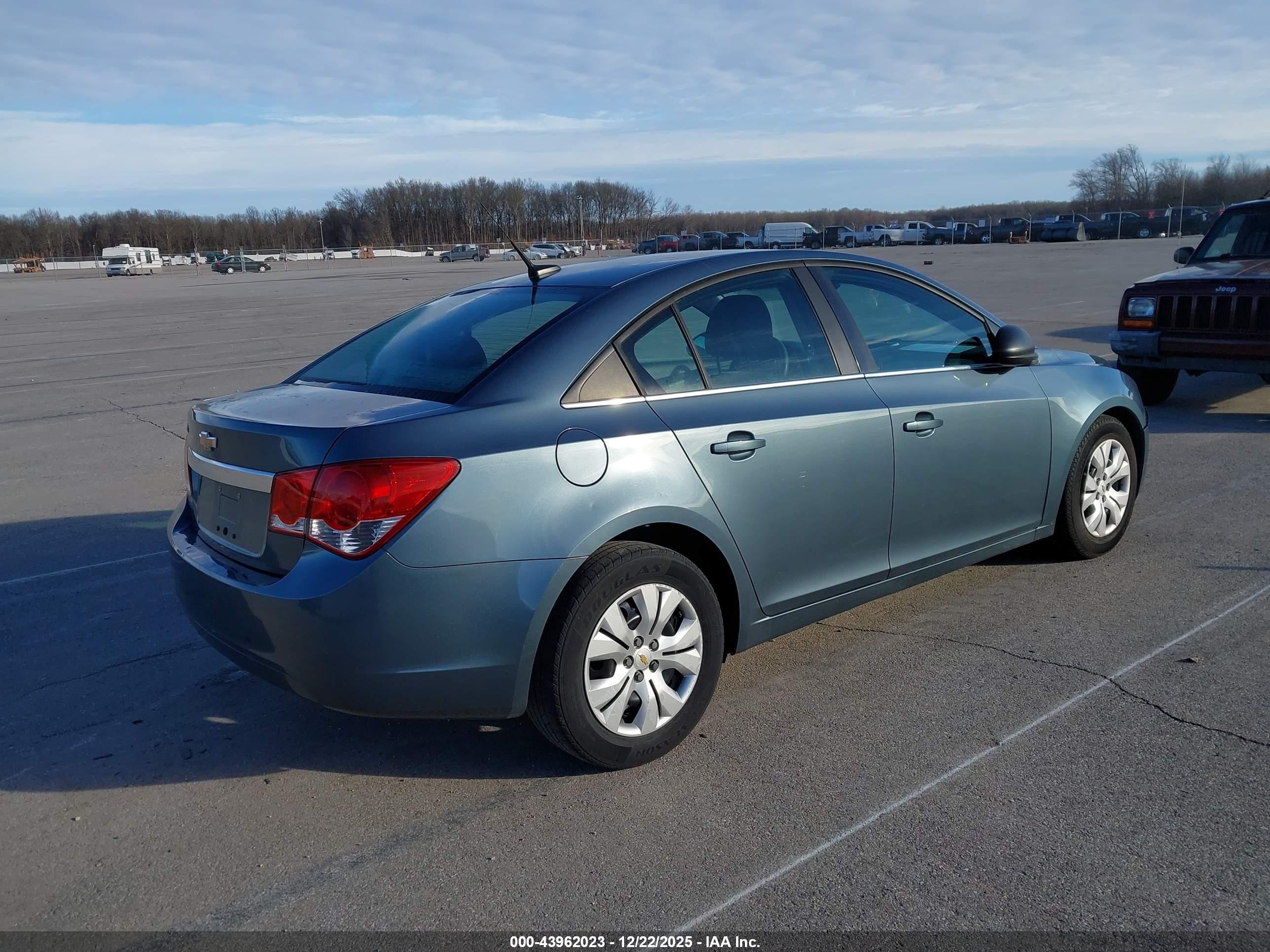 2012 Chevrolet Cruze Ls Blue vin: 1G1PC5SH7C7269204