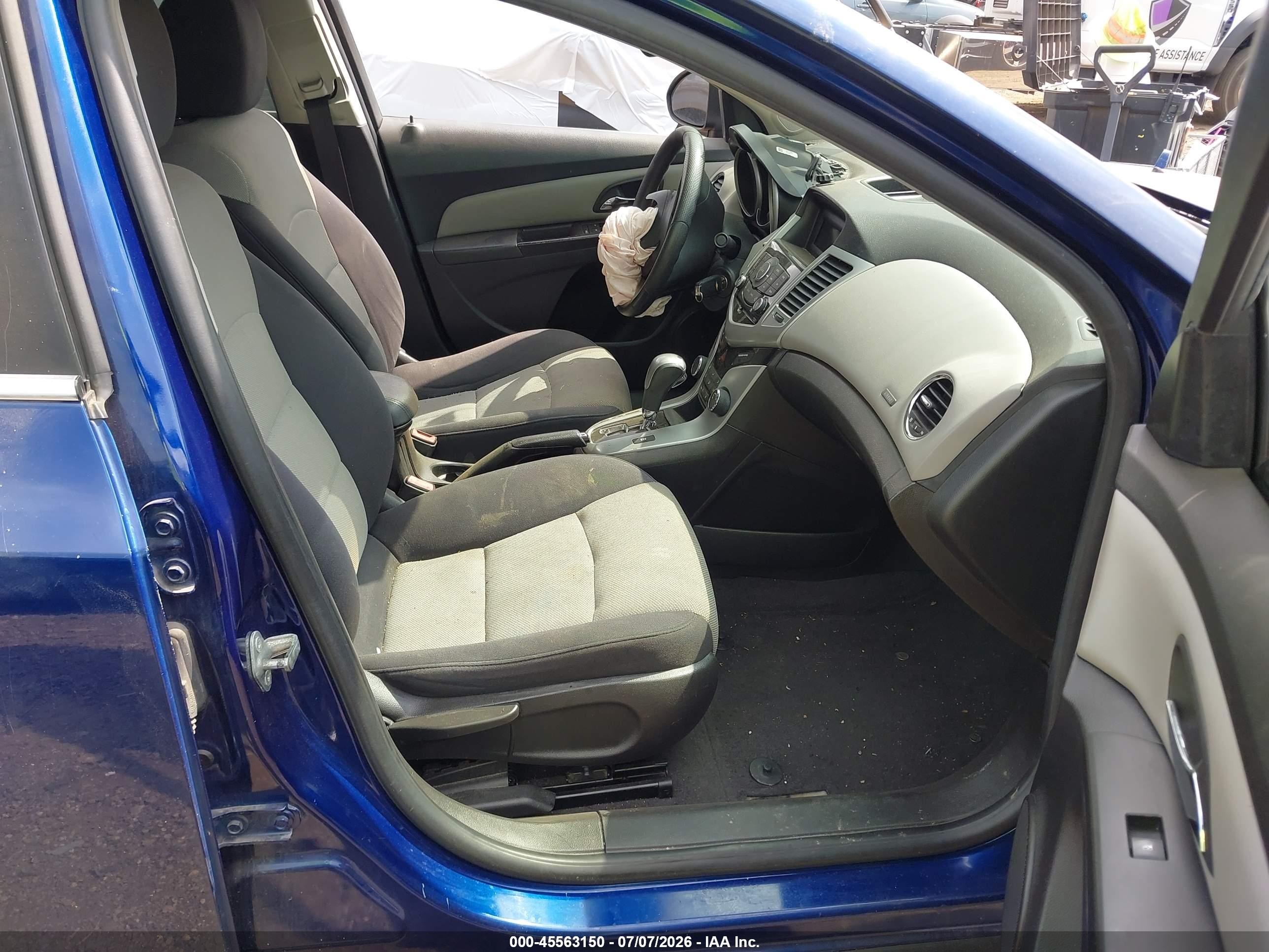2012 Chevrolet Cruze Ls Blue vin: 1G1PC5SH7C7278517