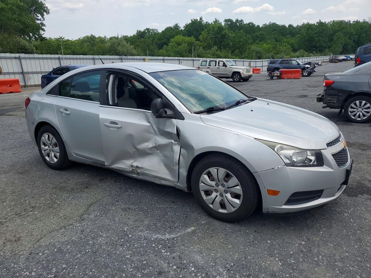 2012 Chevrolet Cruze Ls Silver vin: 1G1PC5SH7C7303612