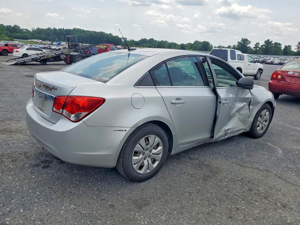 2012 Chevrolet Cruze Ls Silver vin: 1G1PC5SH7C7303612