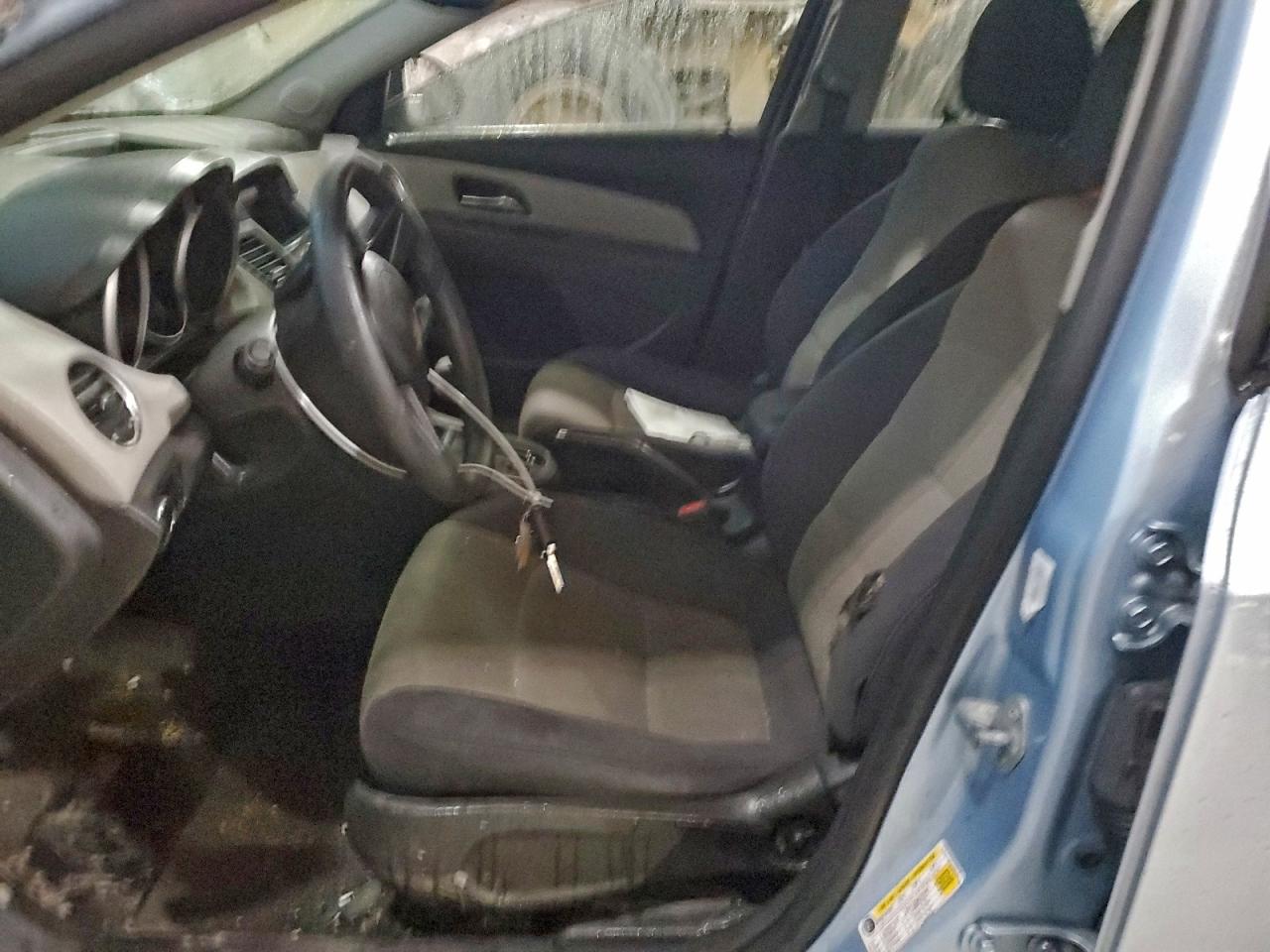 2012 Chevrolet Cruze Ls Blue vin: 1G1PC5SH7C7320135