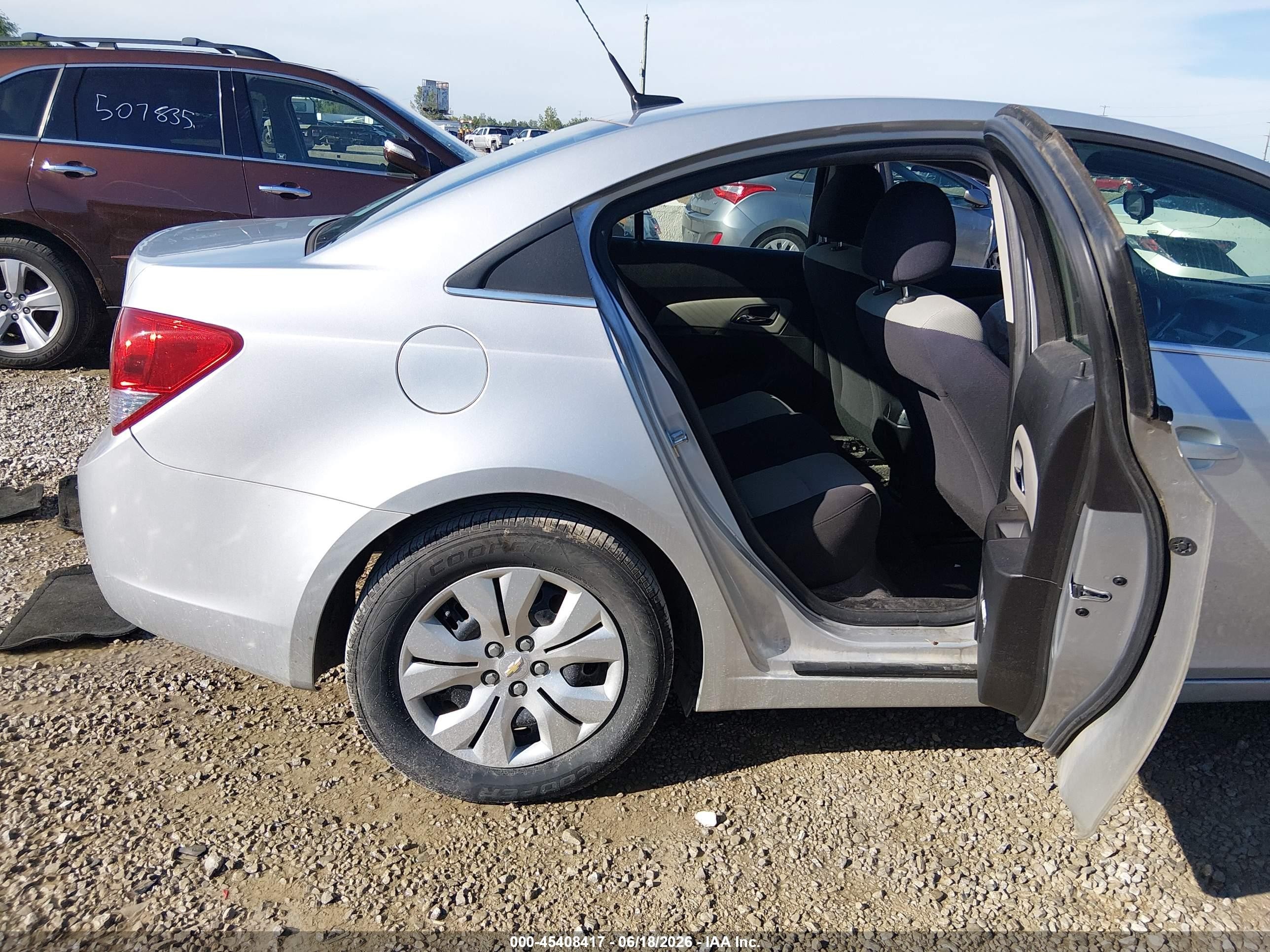 2012 Chevrolet Cruze Ls Silver vin: 1G1PC5SH7C7352809