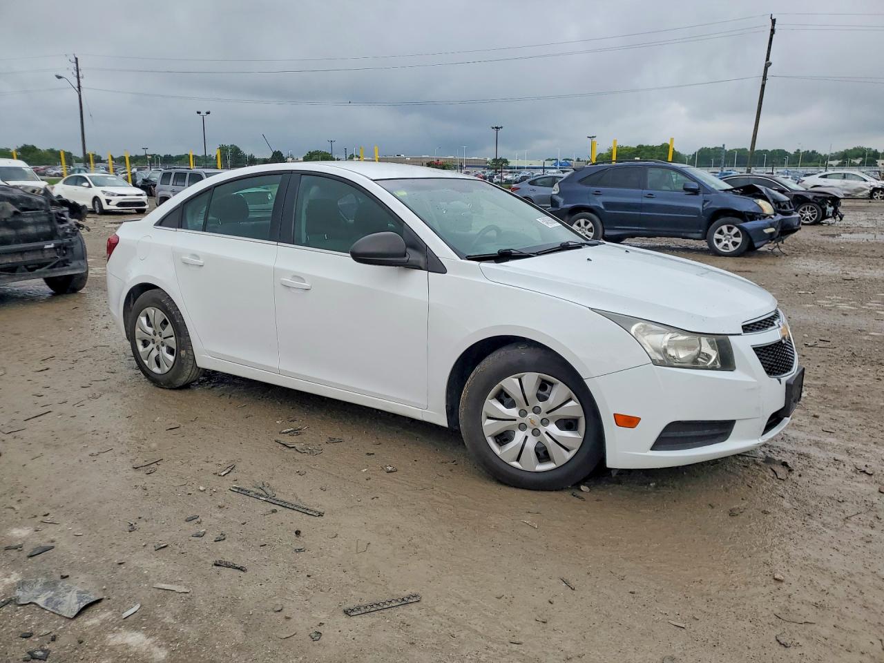 2012 Chevrolet Cruze Ls White vin: 1G1PC5SH7C7353104