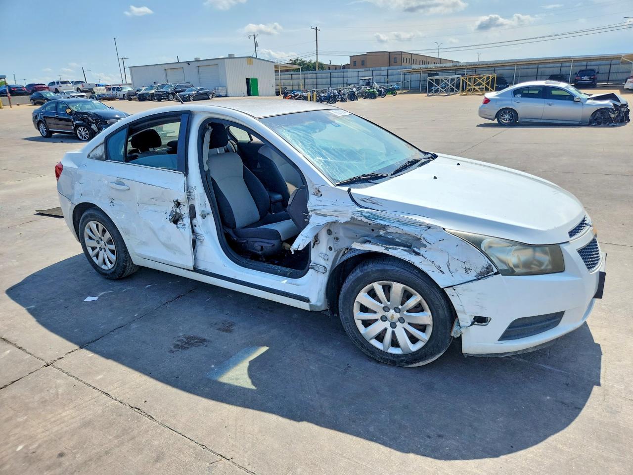 2011 Chevrolet Cruze Ls White vin: 1G1PC5SH8B7101537
