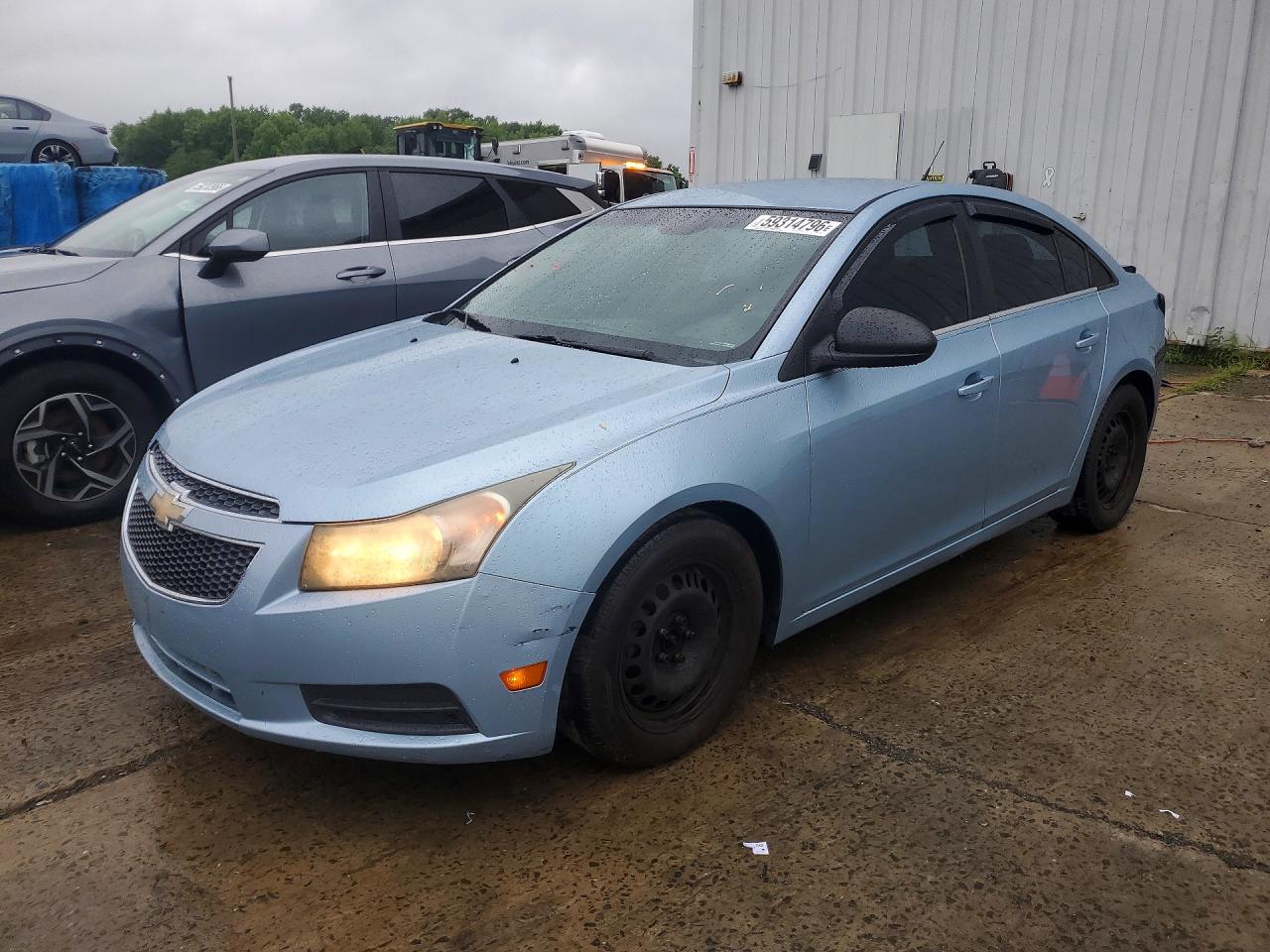 2011 Chevrolet Cruze Ls Blue vin: 1G1PC5SH8B7118161