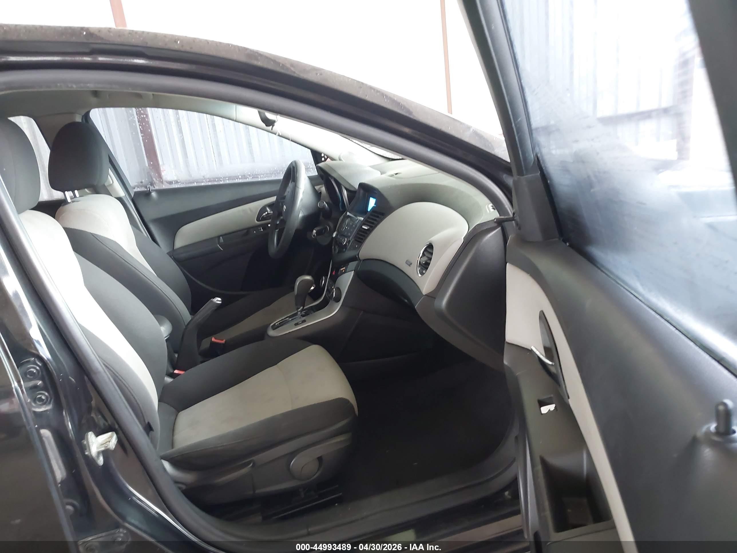 2011 Chevrolet Cruze Ls Черный vin: 1G1PC5SH8B7123053