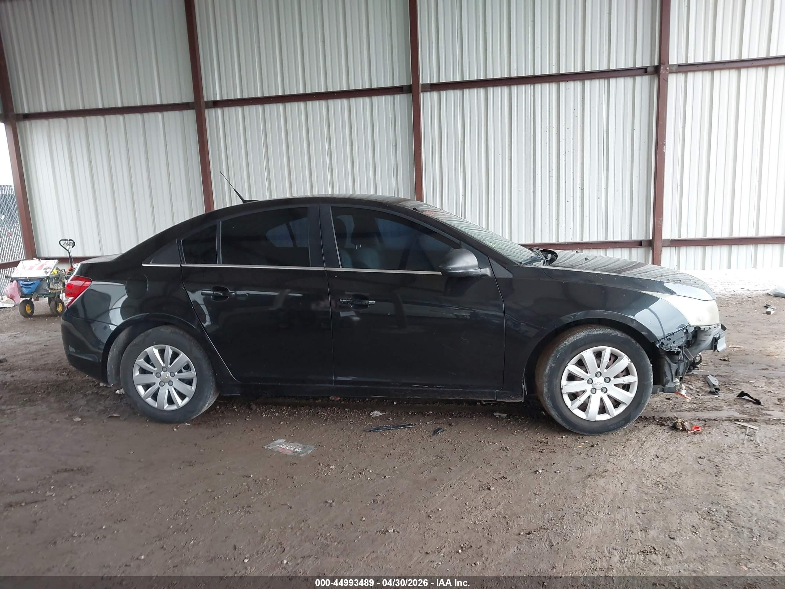 2011 Chevrolet Cruze Ls Черный vin: 1G1PC5SH8B7123053