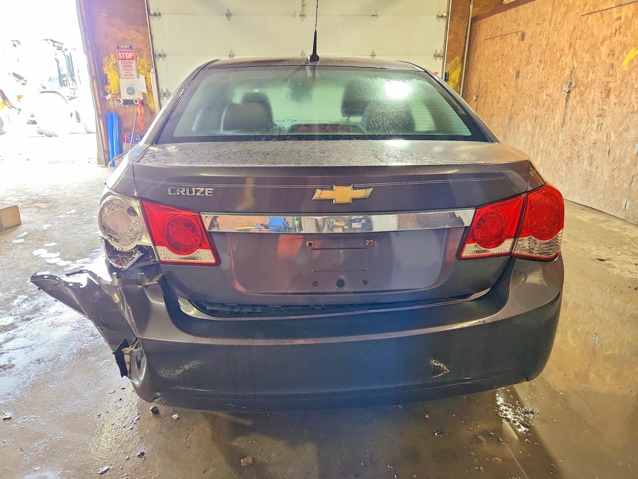 2011 Chevrolet Cruze Ls Gray vin: 1G1PC5SH8B7131170