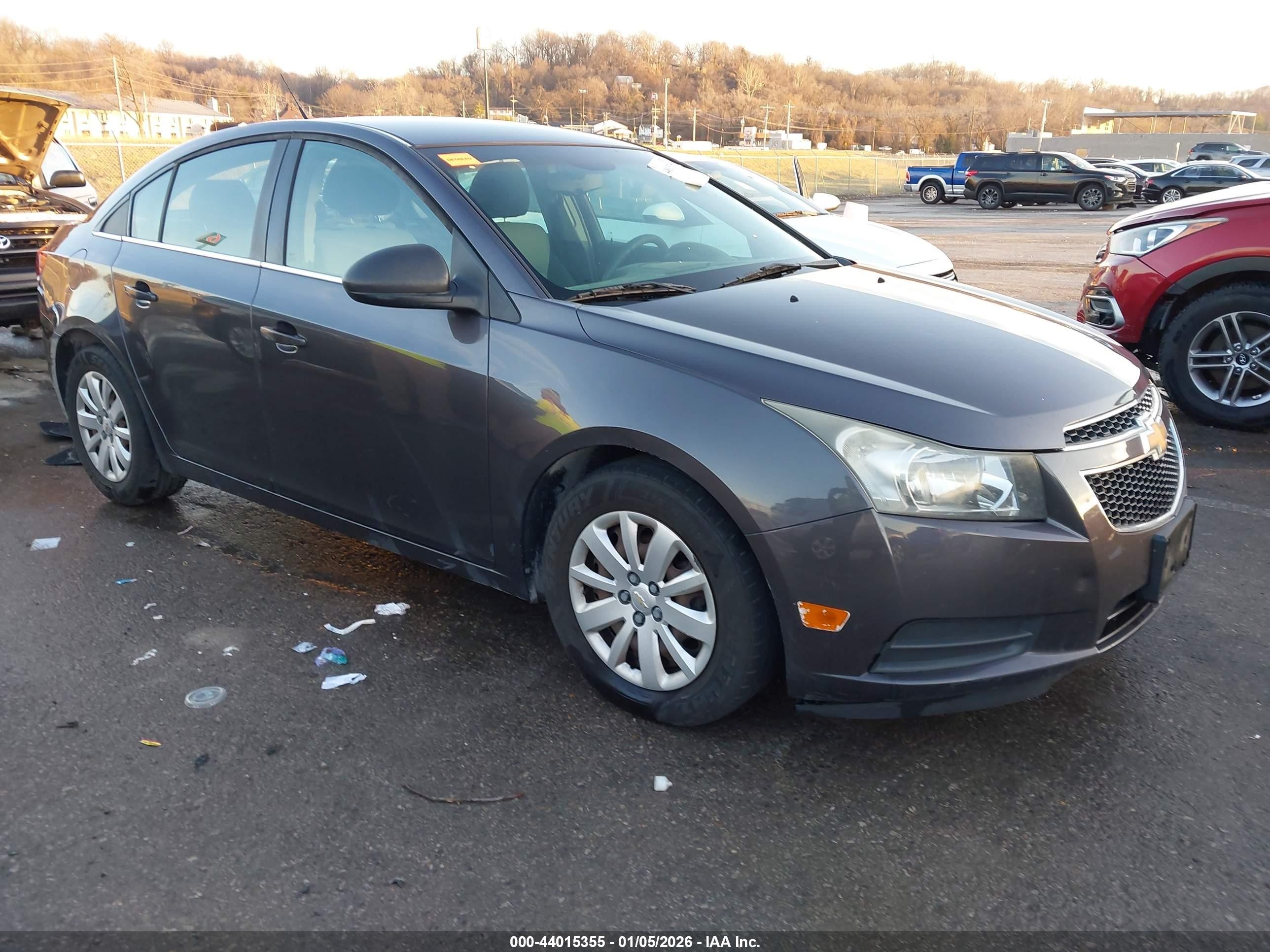 2011 Chevrolet Cruze Ls Gray vin: 1G1PC5SH8B7157946